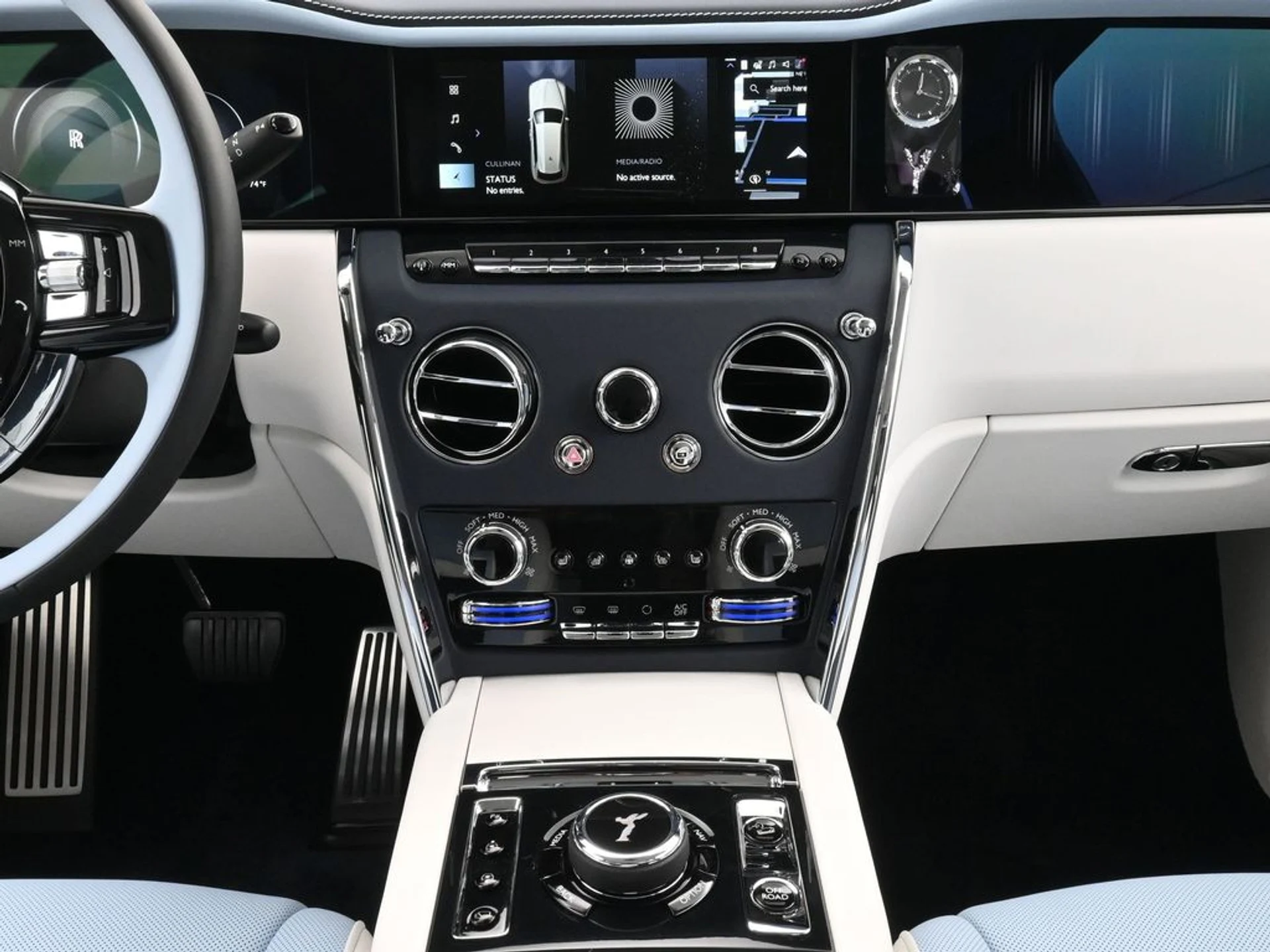 mph017_2437937613_22295cca89be15281494c25406d23874x_d4f68384fa