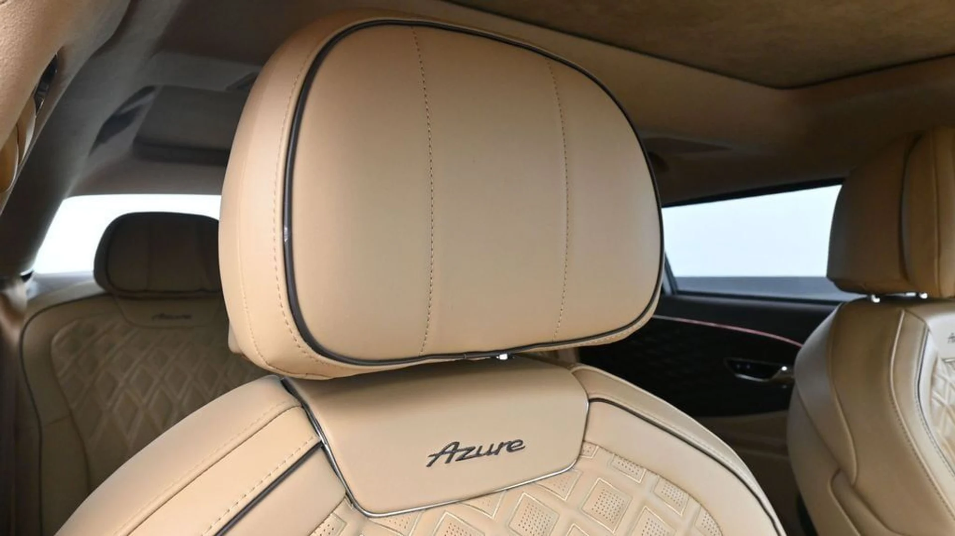 mph017_2441137963_c363977f68364b6e48167d4a2a836e9ax_4c6125a63b