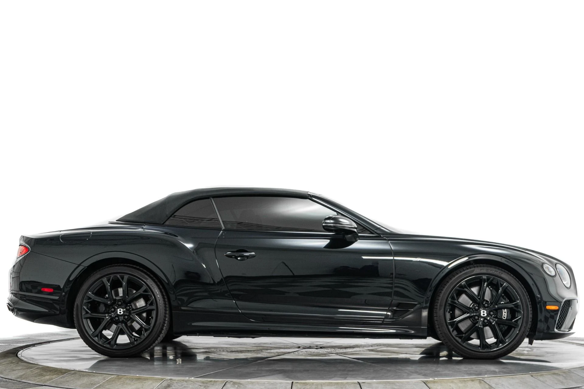 mph017_2442399354_Used_2023_Bentley_Continental_GTC_S_V8_1775843308_ed5e3941b1