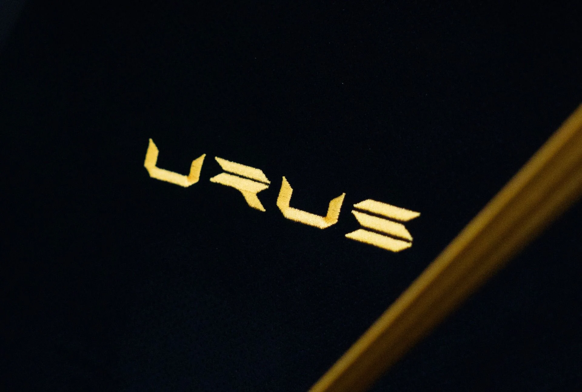 mph017_2452658936_Used_2023_Lamborghini_Urus_Performante_1774898175_37a6a30e2f