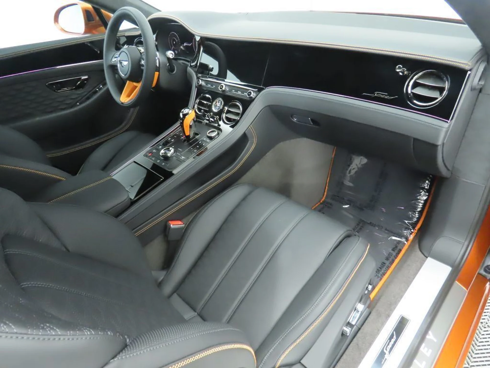 mph017_245363603_new_2026_bentley_continental_gt_8119_22914837_18_1024_22ec2aa45e