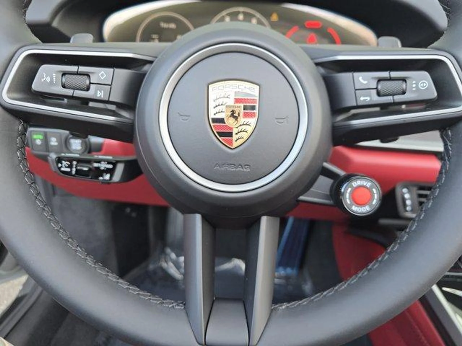 mph017_2456640131_5g0o_Zll_Xvjmd_Sk_XV_3l1o_9_Sg_T6_M_f8d511ab40