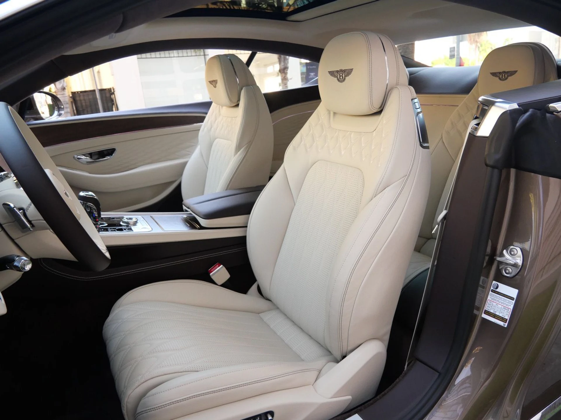 mph017_2467328570_7882c3fbfe20eded25600f5b53eafc88x_3e8e6e3586