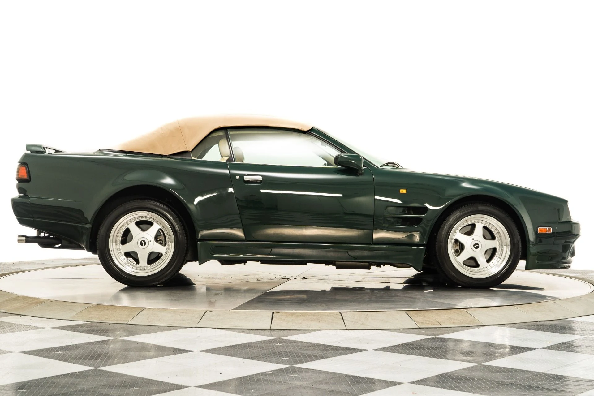 mph017_2476480931_Used_1993_Aston_Martin_Virage_Volante_63_Cosmetic_Widebody_1755628836_f1776a3ea6