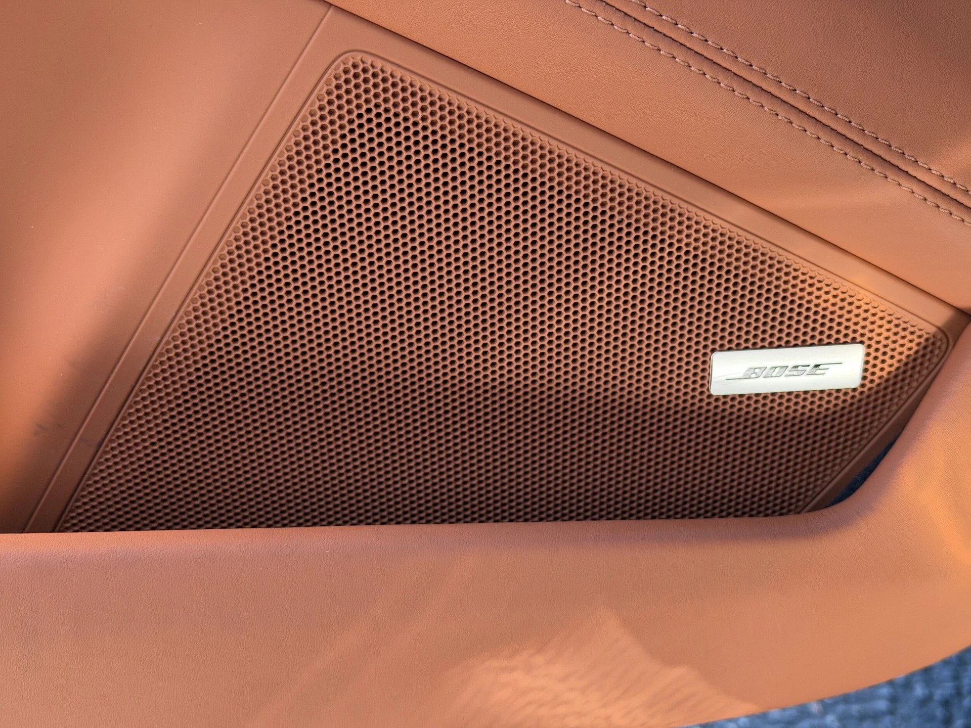 mph017_2490985925_e3dc6877b12f2762e9e68a54345eda3fx_1acb53011a