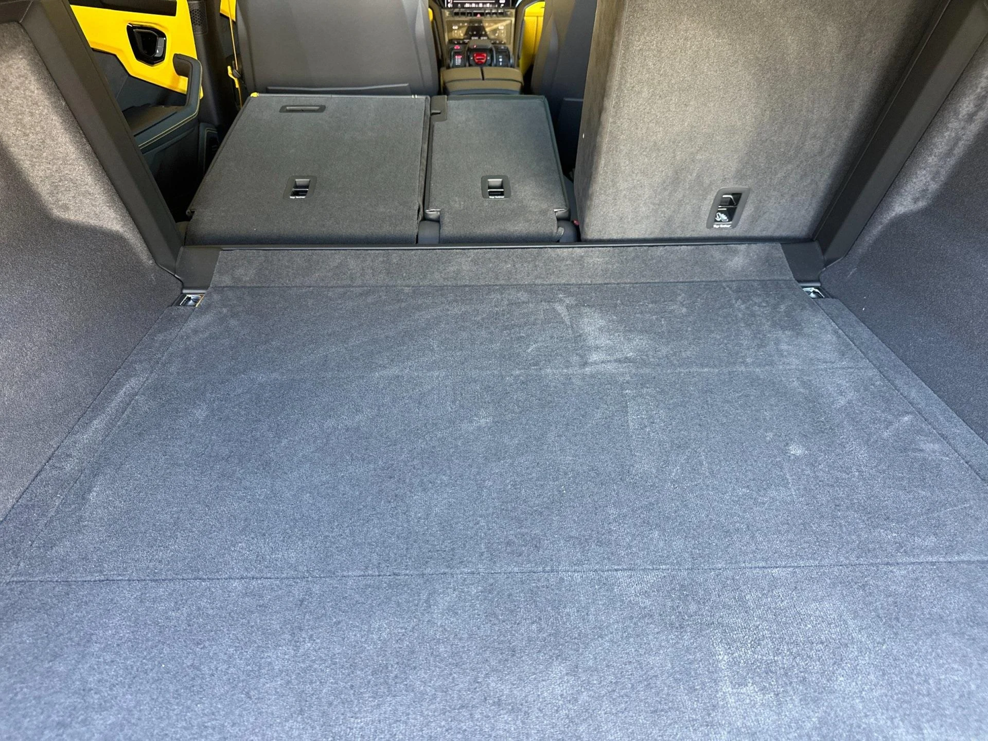 mph017_2491709103_New_2024_Lamborghini_Urus_S_1747424137_246dc03670