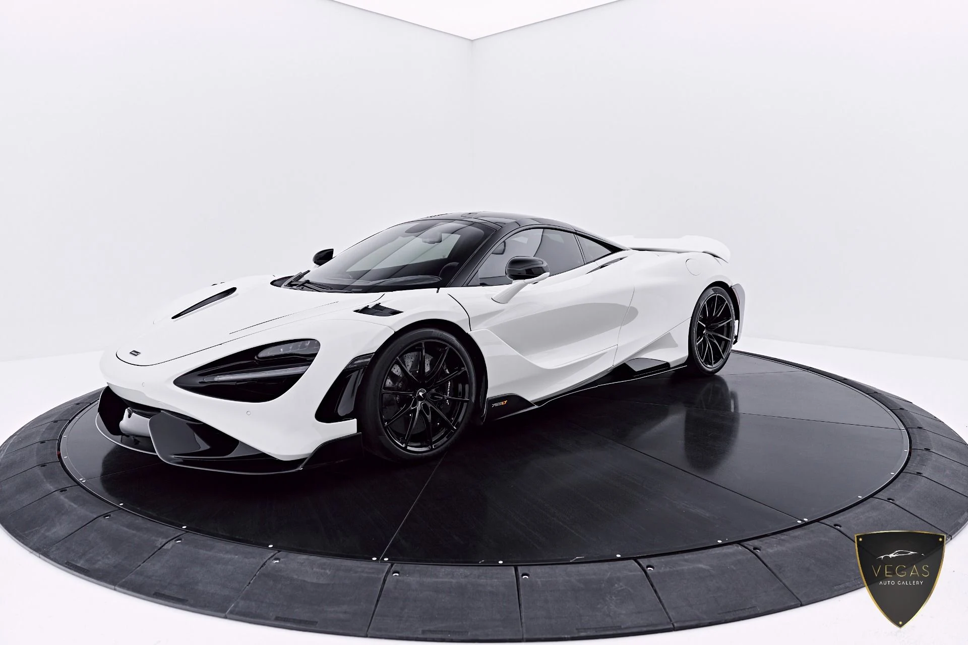 mph017_2495641042_Used_2021_Mc_Laren_765_LT_Base_1782429266_781842fef5