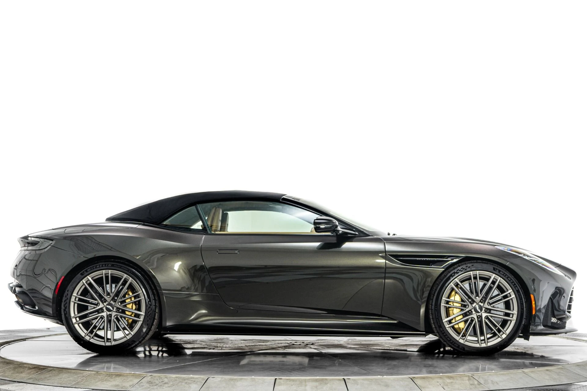 mph017_2497254464_Used_2024_Aston_Martin_DB_12_Volante_Low_Miles_86_K_in_Options_Gorgeous_Color_Combination_1774375825_a1066f8162