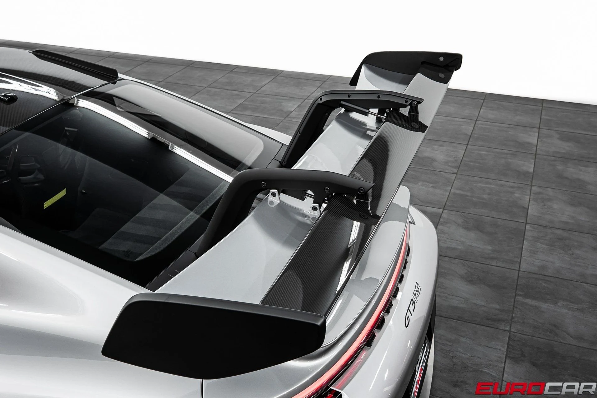 mph017_2497353351_image_18_01b6d7c3af