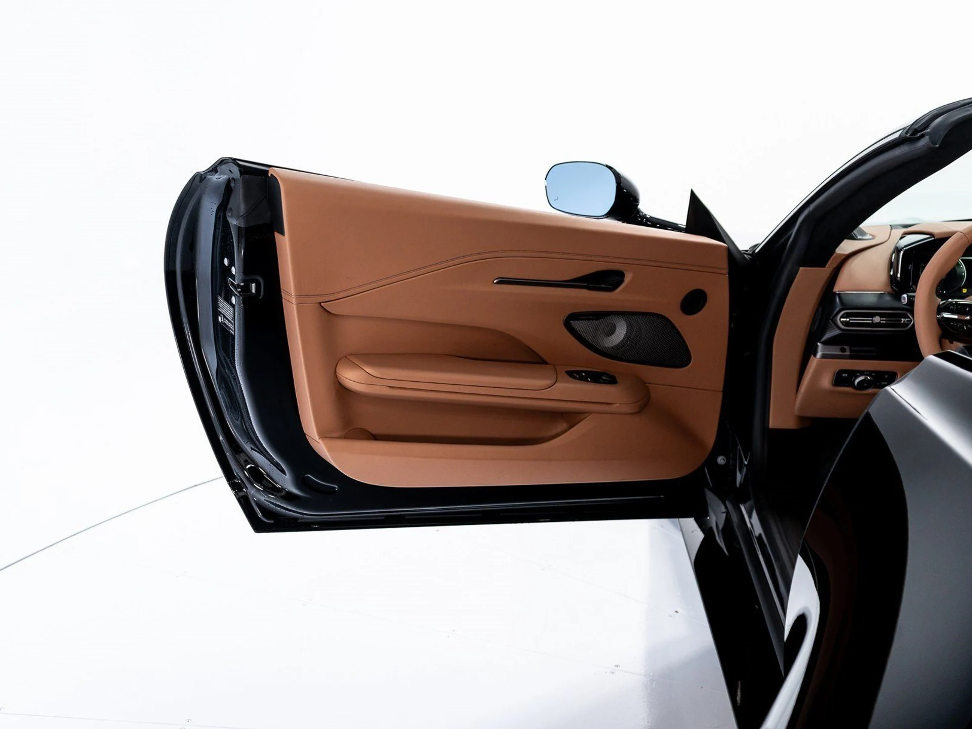 mph017_2507659353_20bacad807133446105cace6796aa884_2b390bdb89