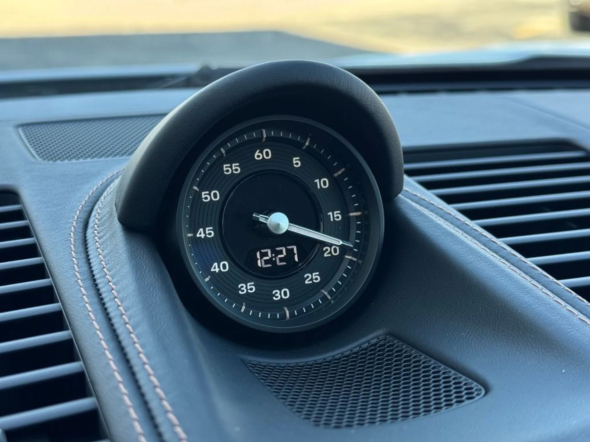 mph017_2509869866_45fc54701baba19906a014b111c2f375_0ce385e860