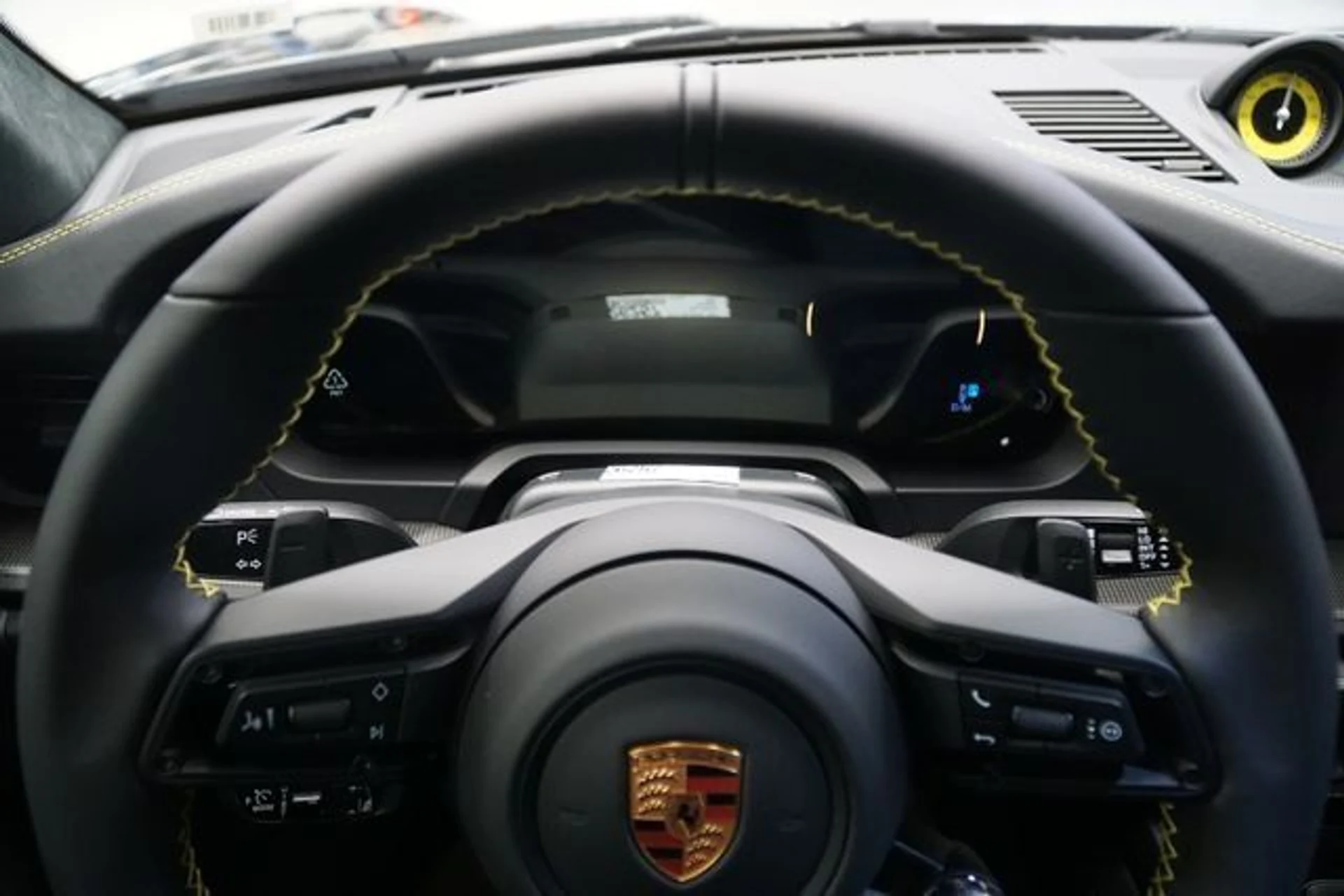 mph017_2515008186_da83ad79160ba5f87b368c63101ee427_997c09c415