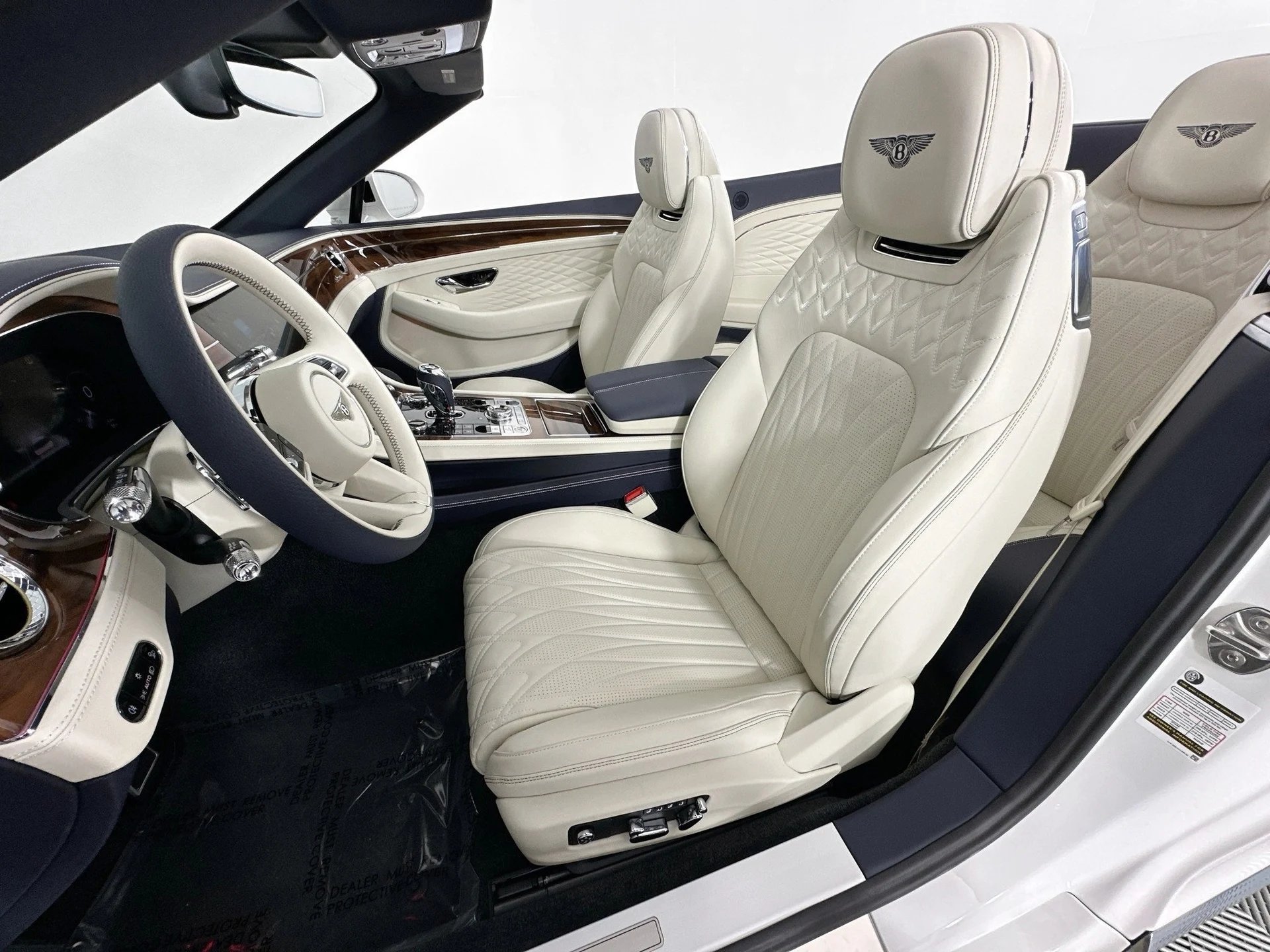 mph017_2527688366_18_54942d8a0a