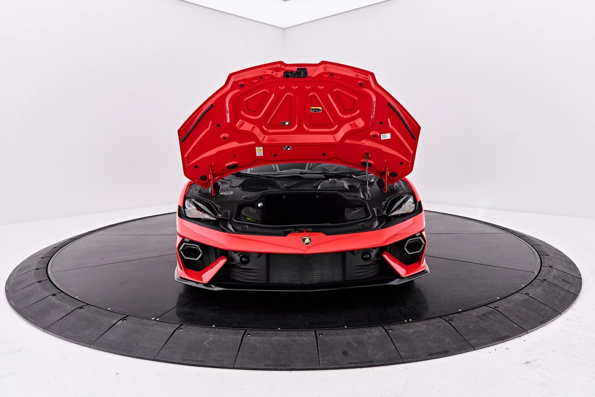 mph017_2528793364_Used_2026_Lamborghini_Temerario_Base_1792011519_6987e8b2b2