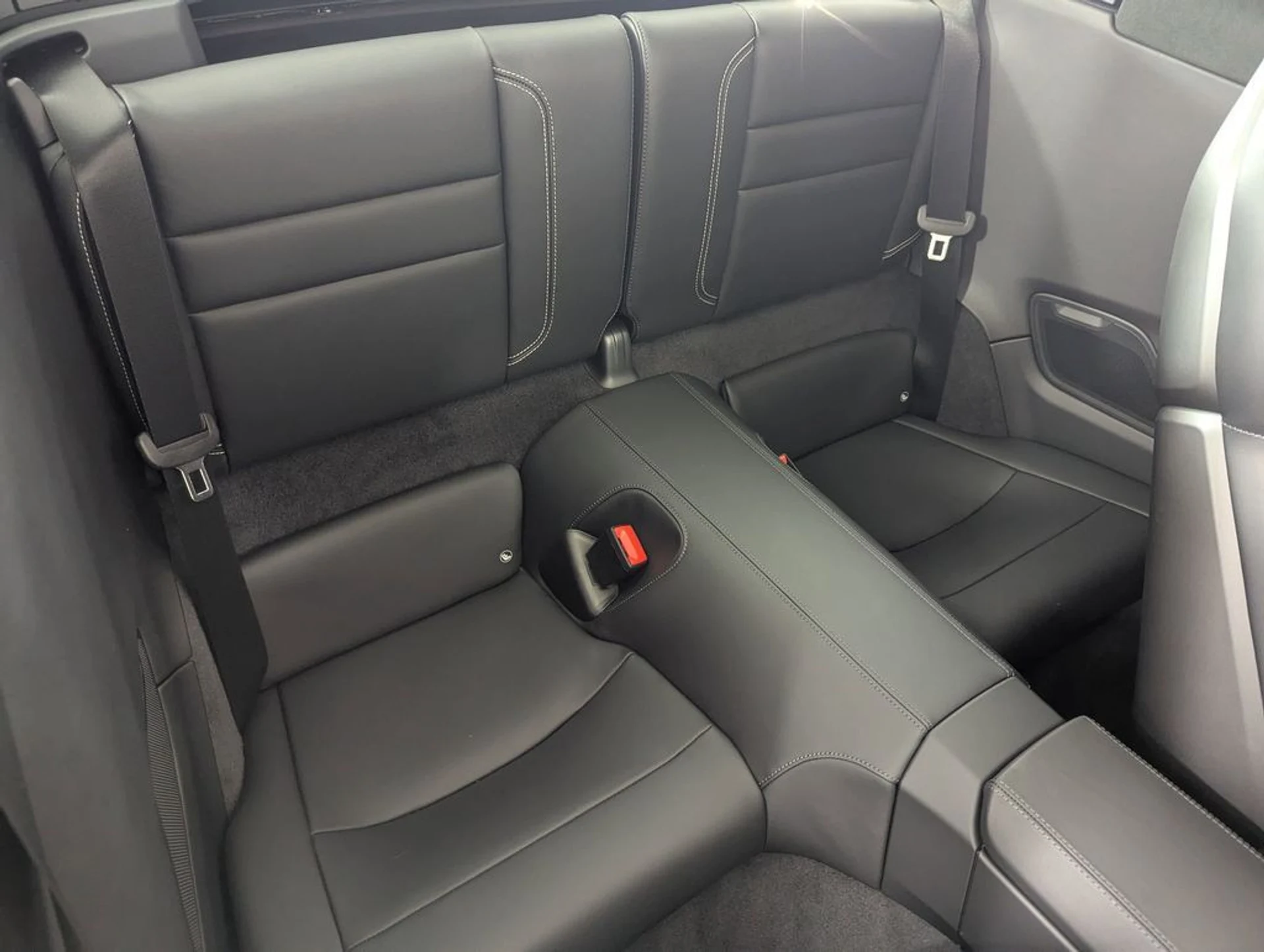 mph017_2531343802_c110a20c1c7a42a46bd59b3b4d45c52dx_300935984a