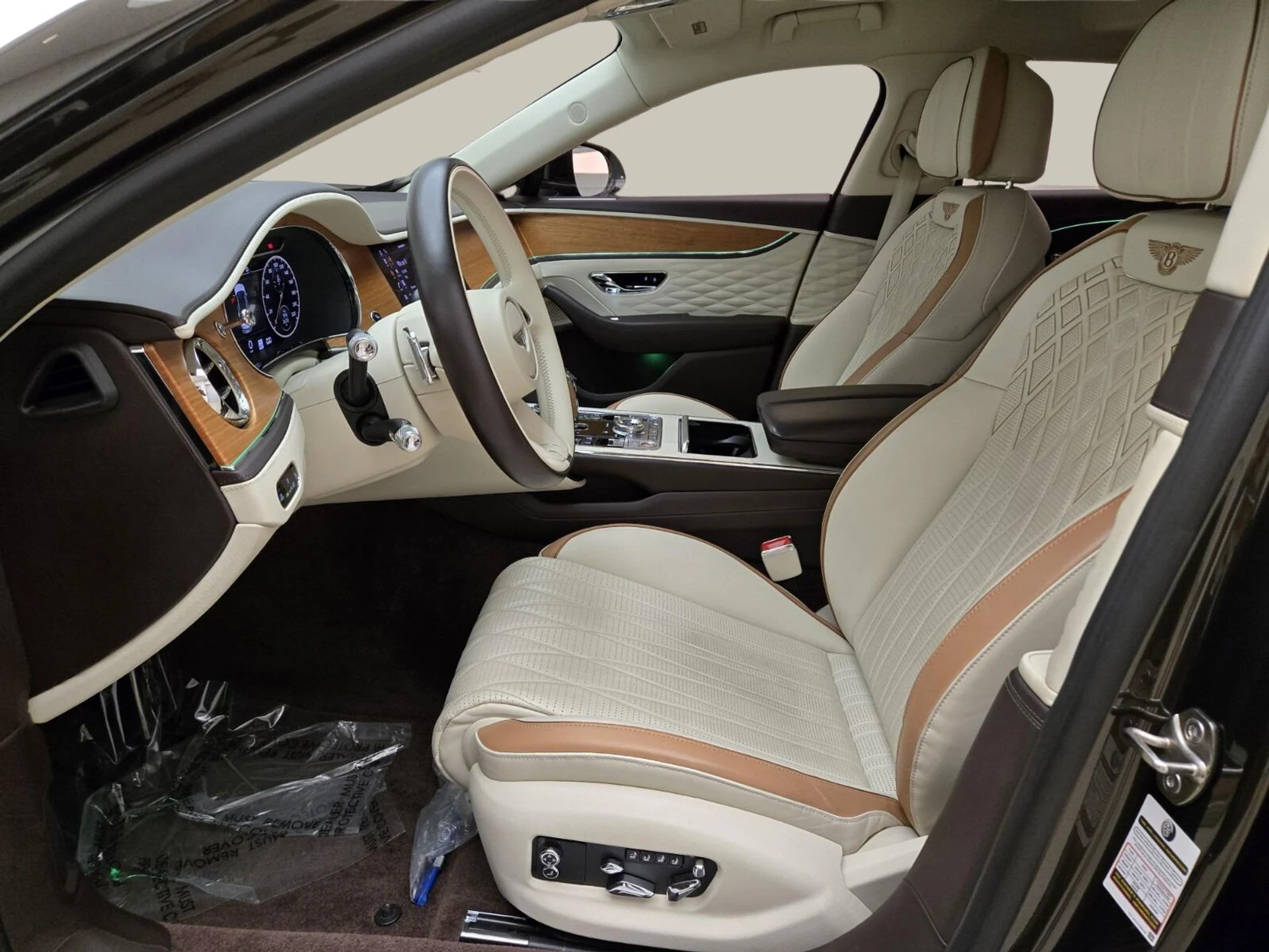 mph017_2532585618_Used_2023_Bentley_Flying_Spur_Hybrid_Odyssean_Edition_1777355024_e92b7a80a9