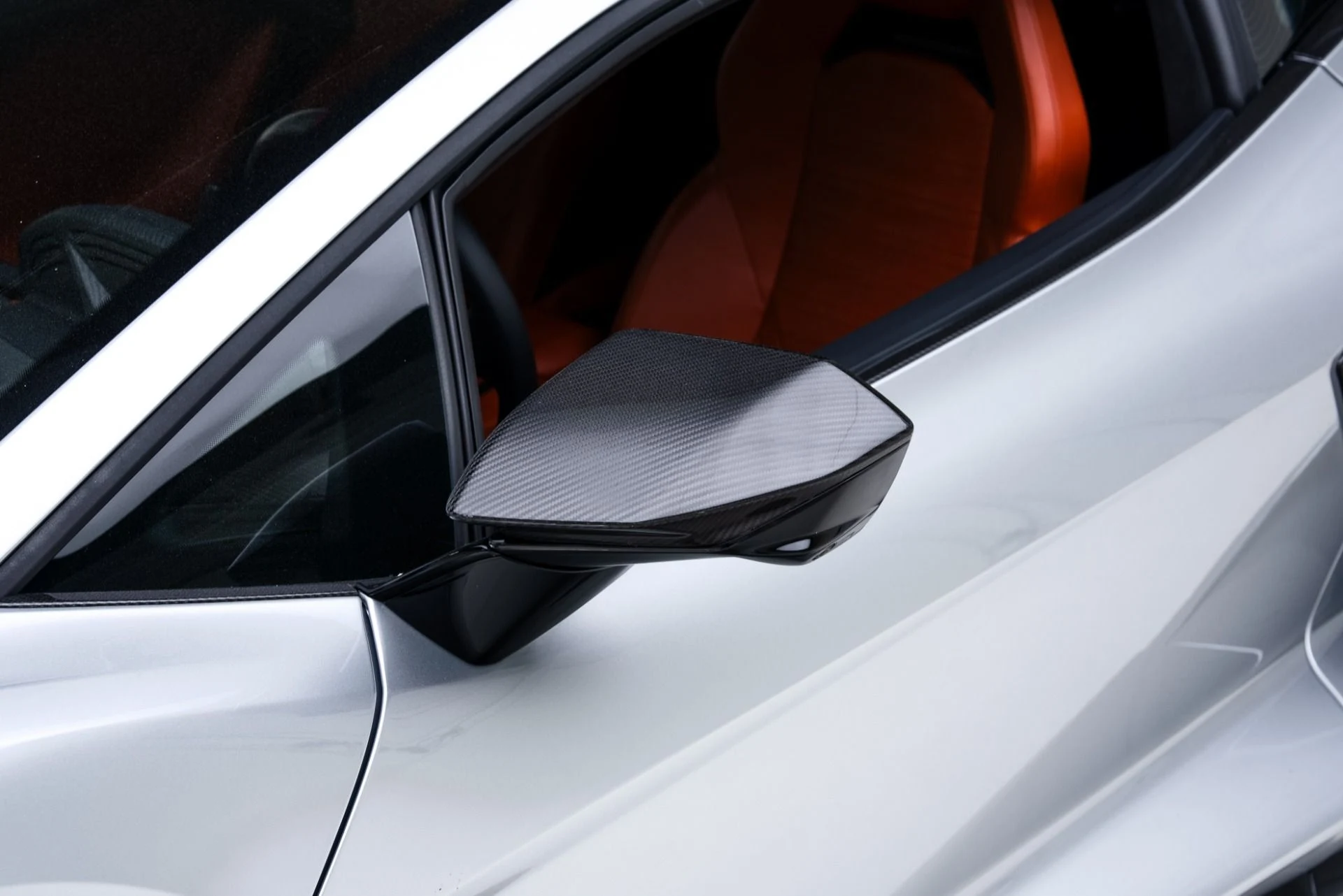 mph017_2538297307_Used_2025_Lamborghini_Revuelto_1770663111_93be4d8486