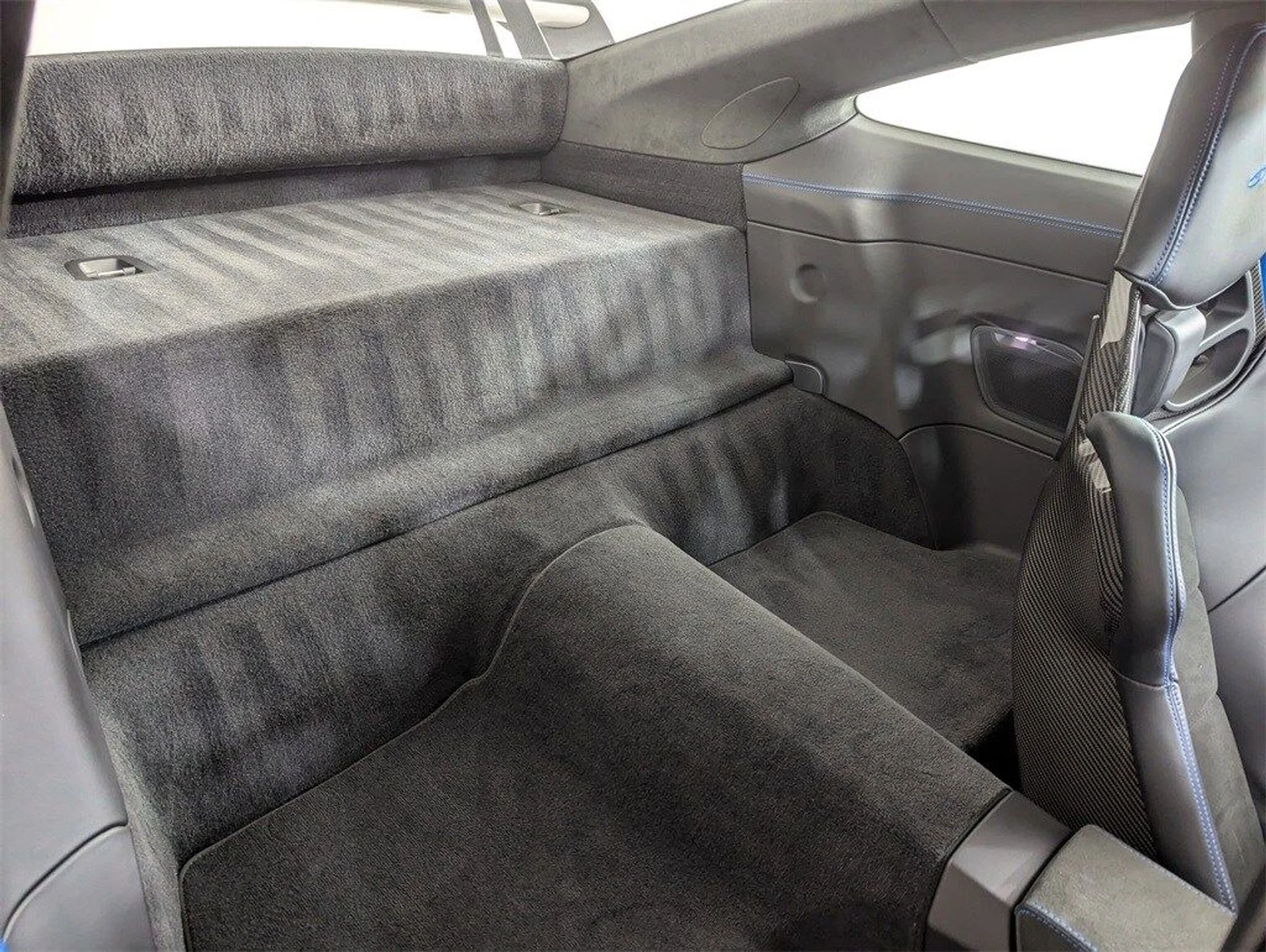 mph017_2538993749_b6afd74ed6e69674c71553df879d8559x_56f3f56ae4