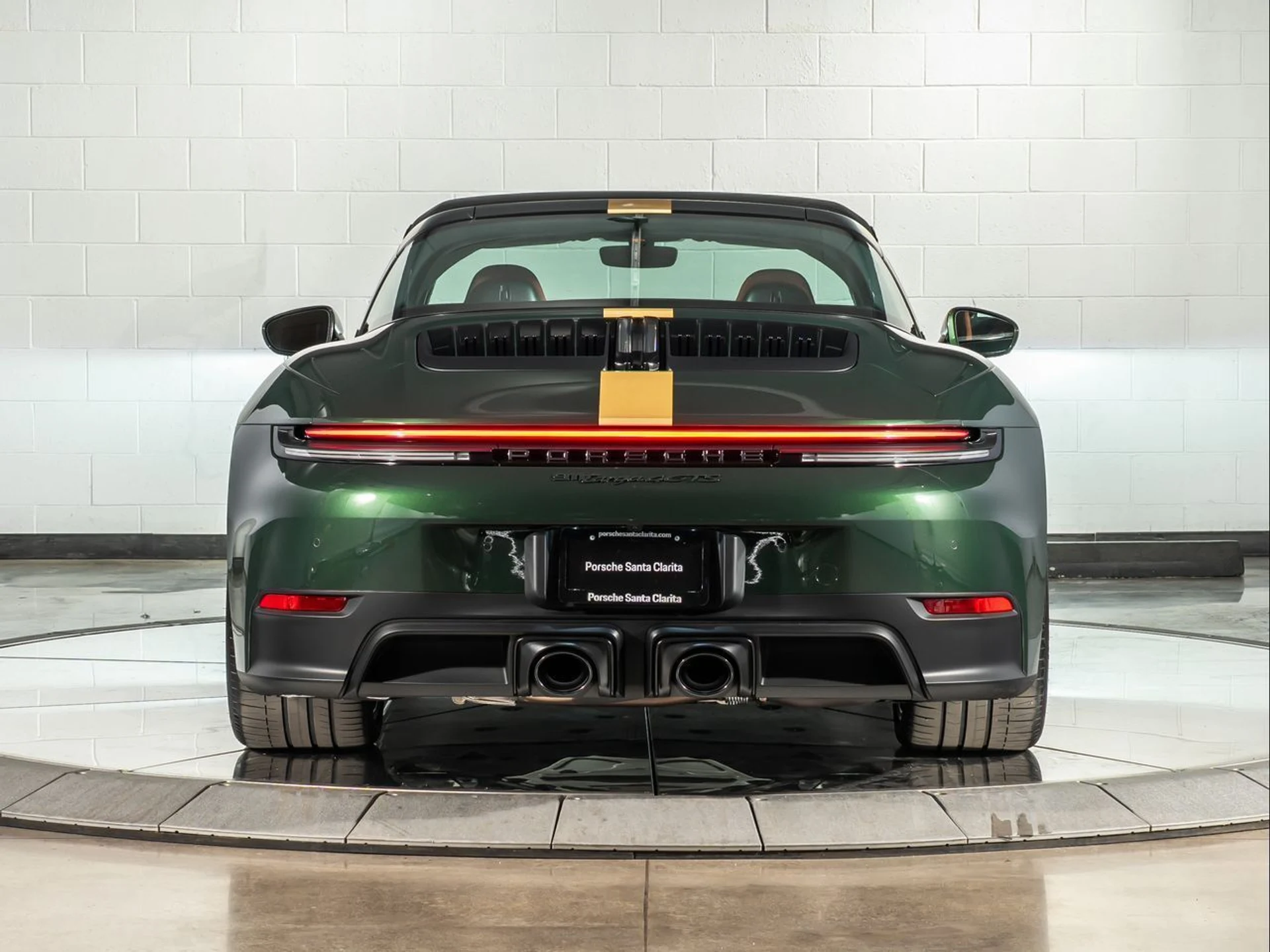 mph017_2540830058_2d2e94c6a16961439bfe61605c7ffa69_071740eed6