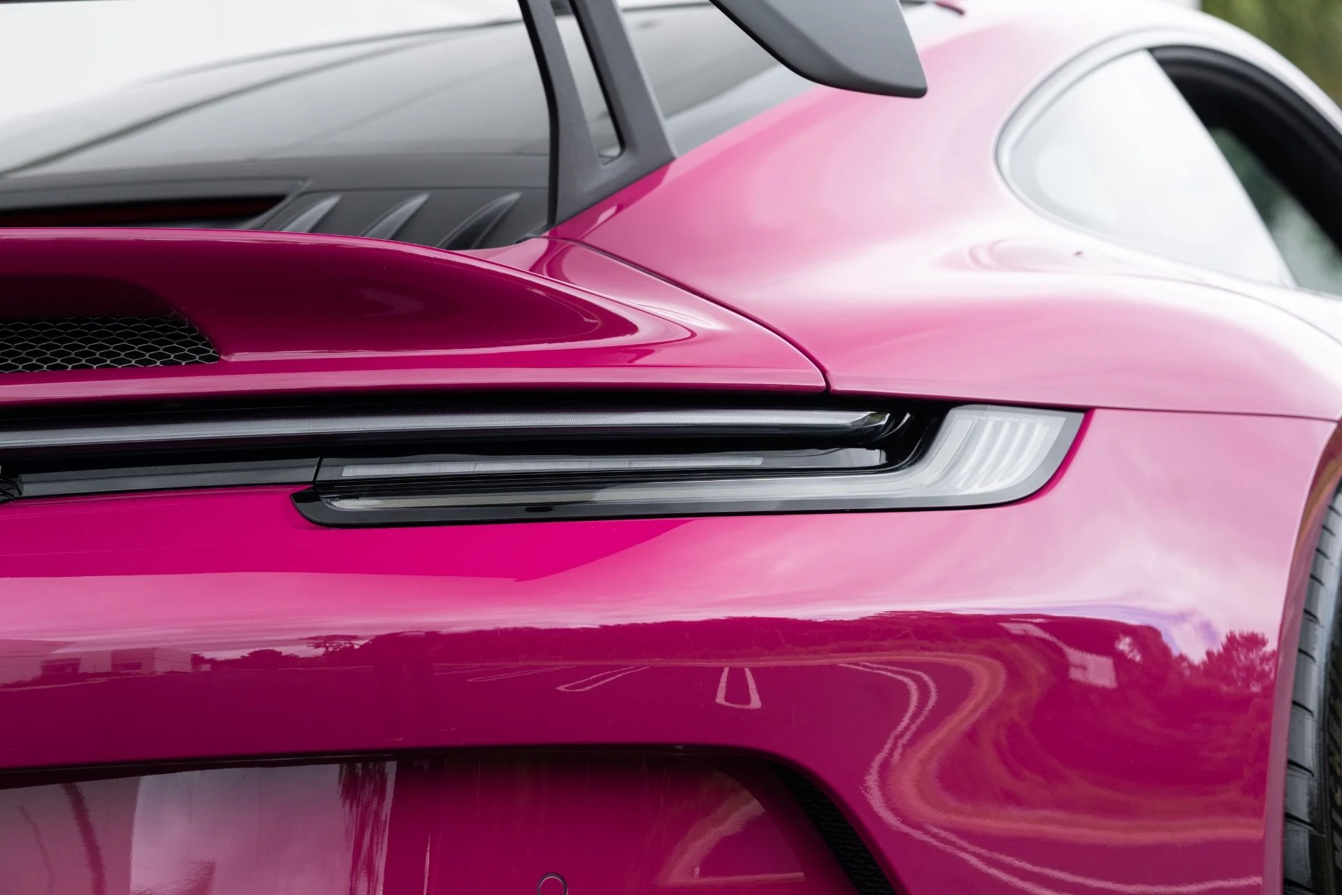 mph017_2541528385_Used_2024_Porsche_911_GT_3_1776966322_b9baed800d