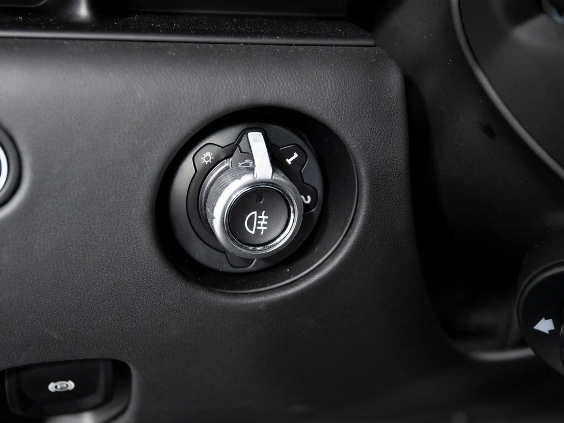 mph017_2544119734_0f9ba31a4a30dd902ddd61f7d1e4a723x_e03de45f16