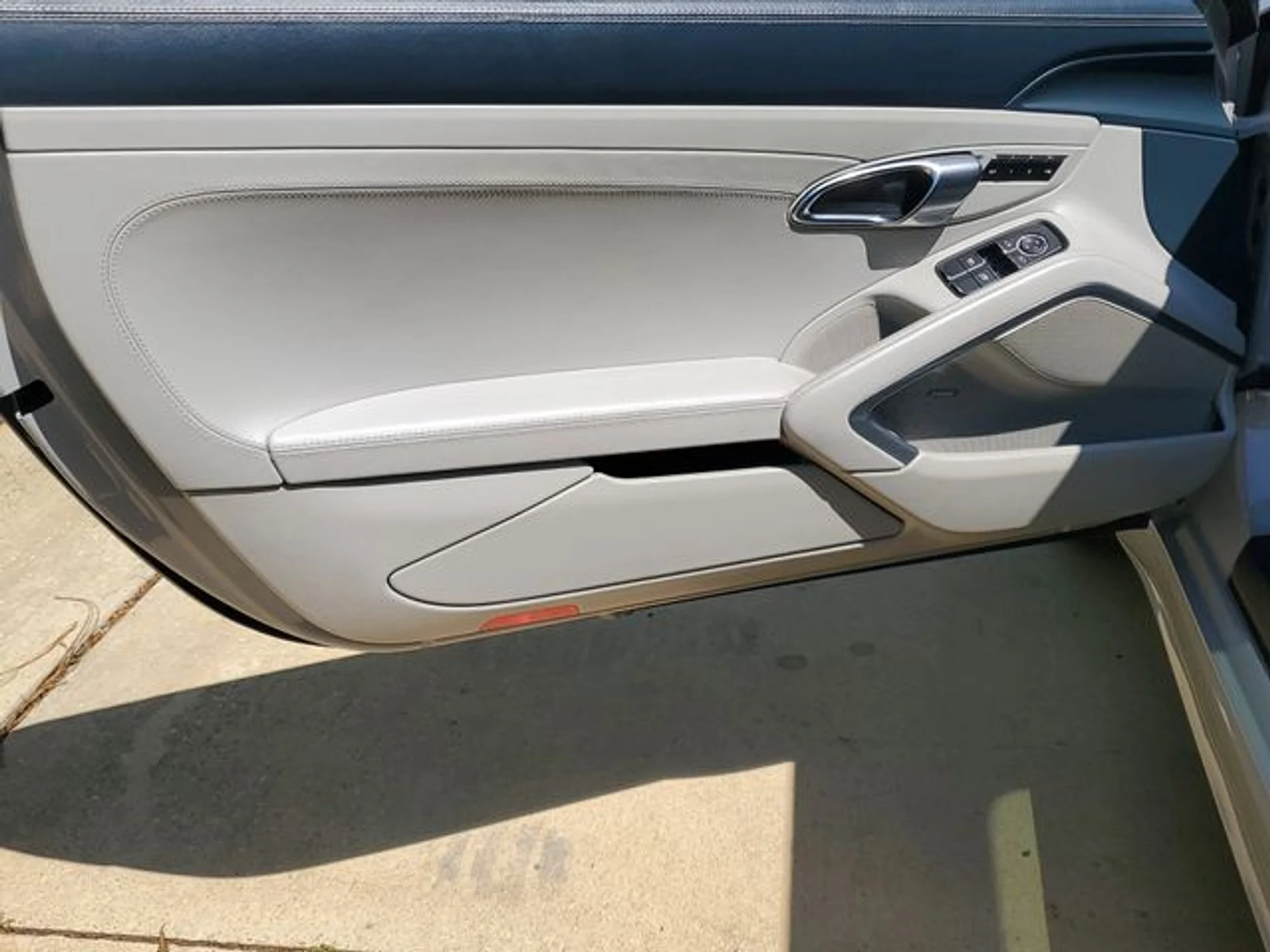 mph017_2545309988_b81a730be4943f5372c51bd708967a33x_d51df7075c