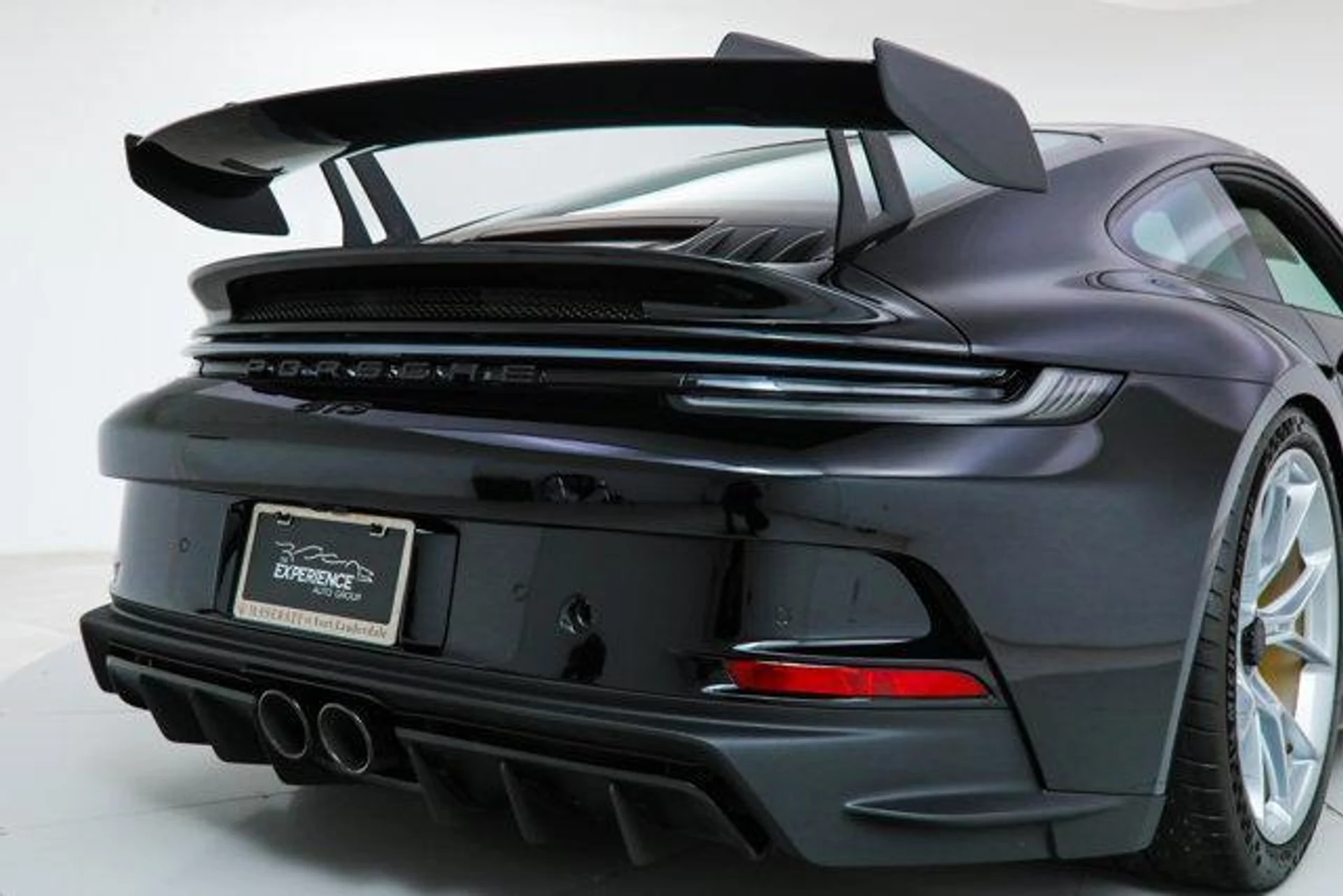 mph017_2548598470_3_Fp_K_Jtl9_Z_Fww_ESNDBK_7_N_Zx_Sm_ZU_3fe7837a0b