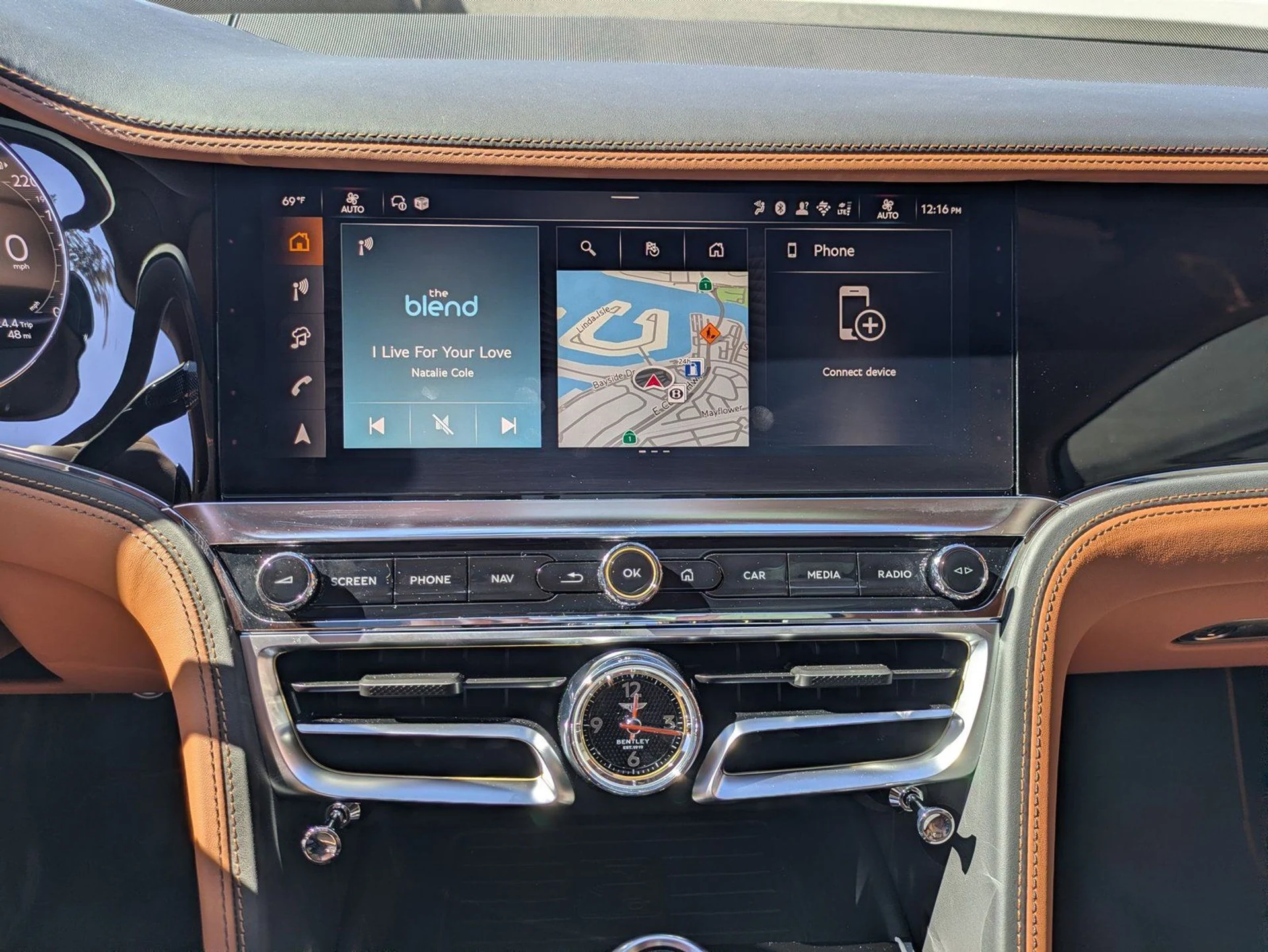 mph017_2550395196_7a3baa53fa76d789407b06667a1877c9x_3983db646b