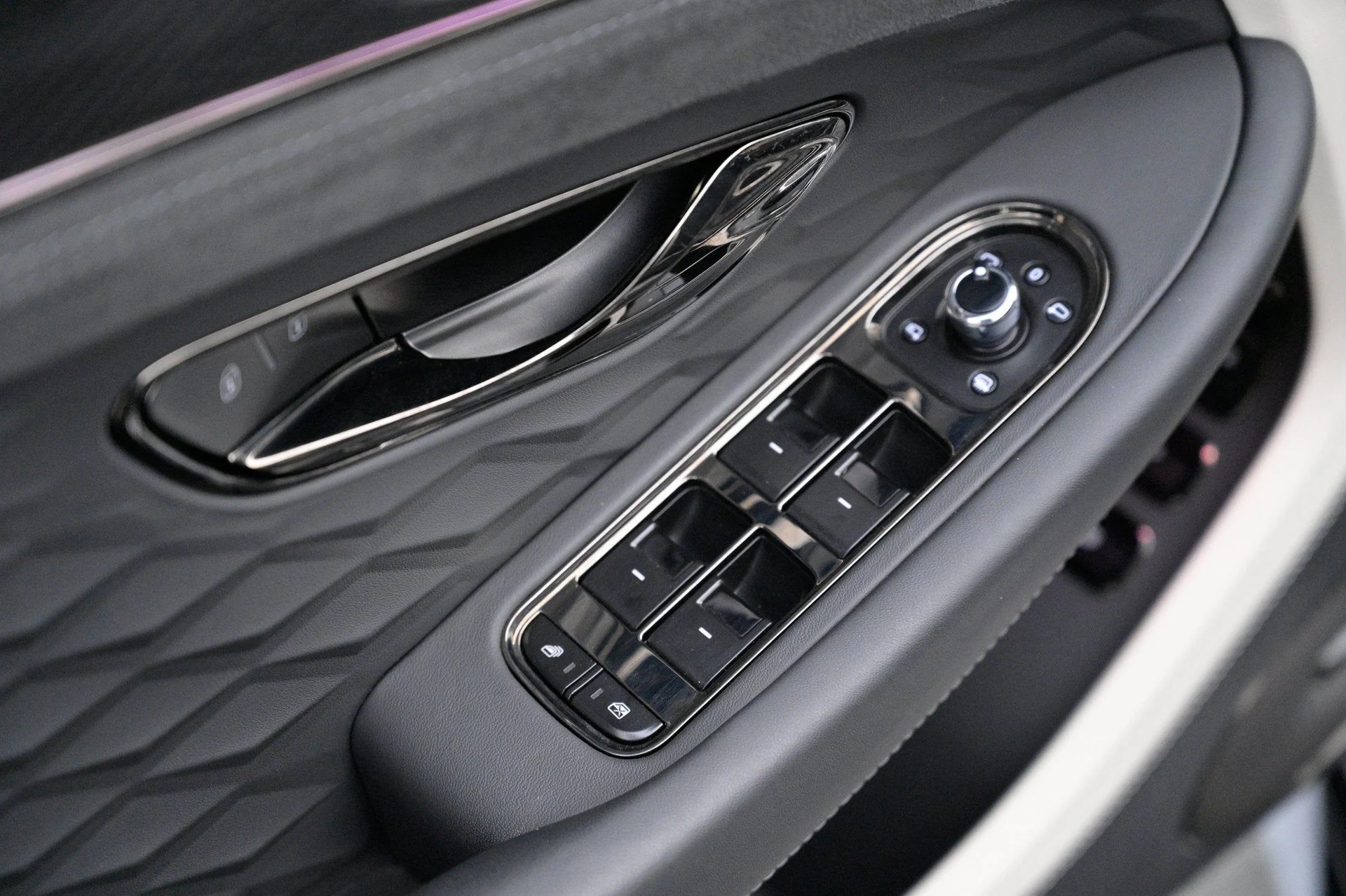 mph017_2556908407_4d915702b31141edb5a1bb47270ac70d_1ac0383e96