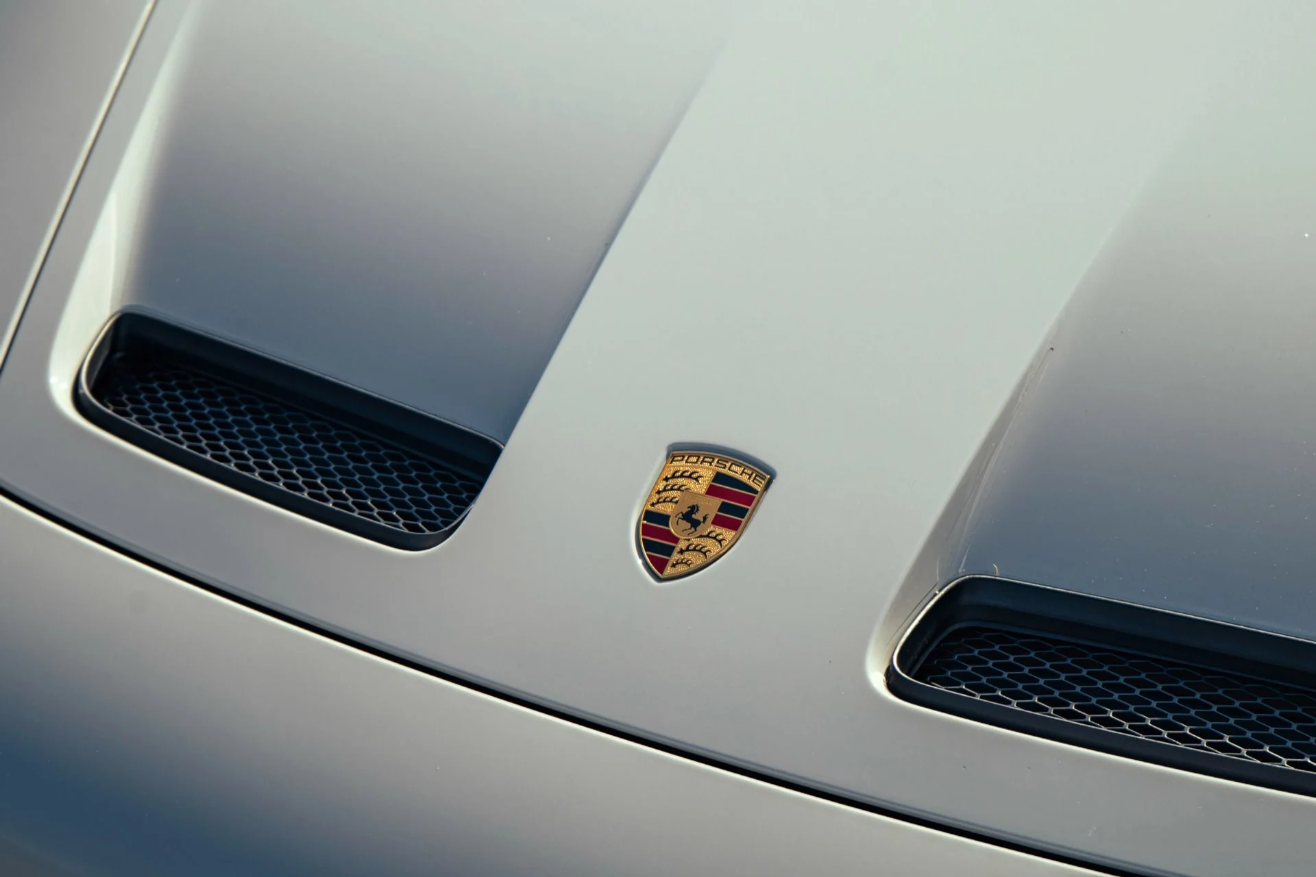 mph017_2559136287_Used_2022_Porsche_911_GT_3_Touring_Manual_Deman_45_Engine_Build_on_HR_Es_w_Exclusive_Manufaktur_1775932217_f659c7b2b0