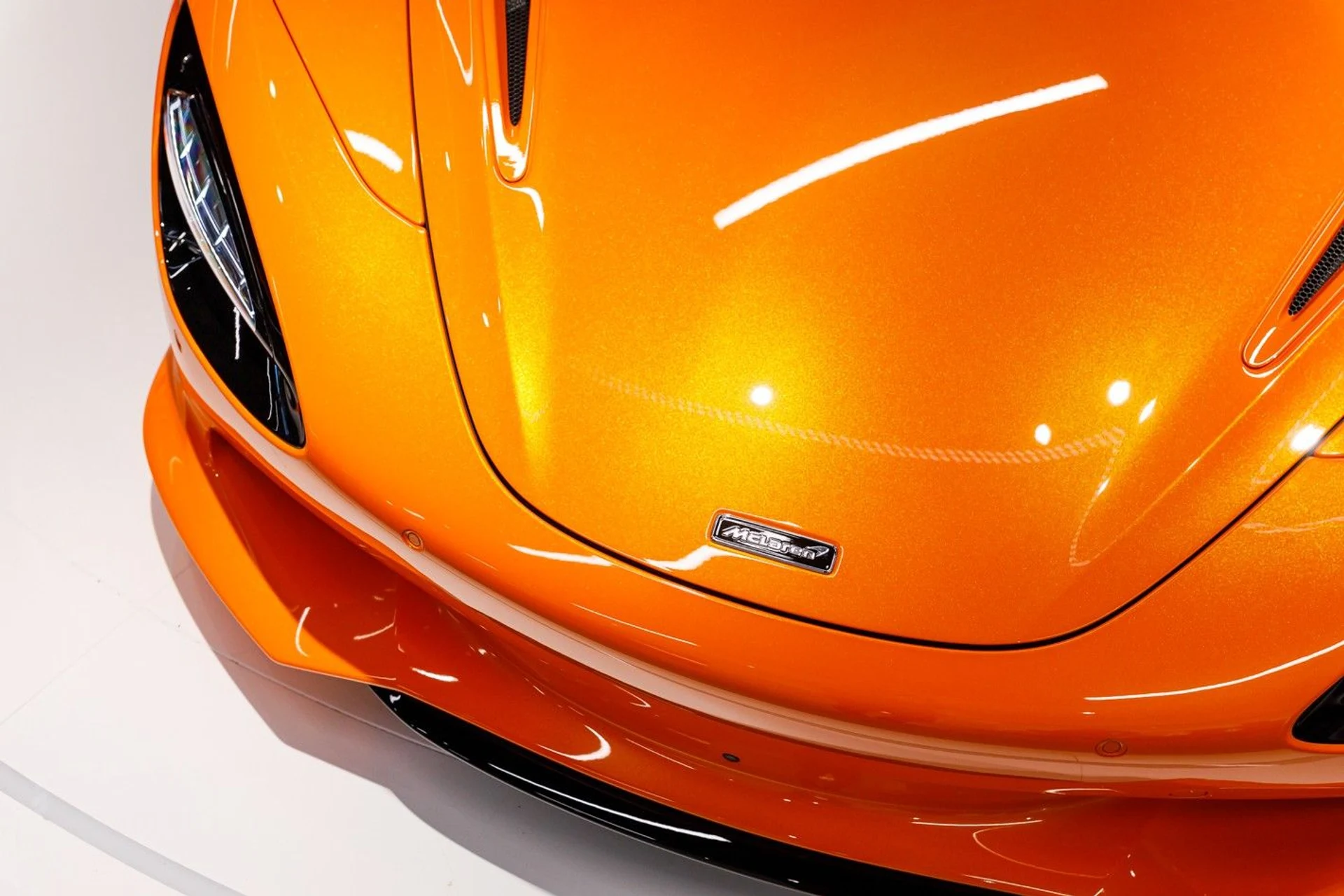 mph017_2560535816_612_p18_l_e512bb1561