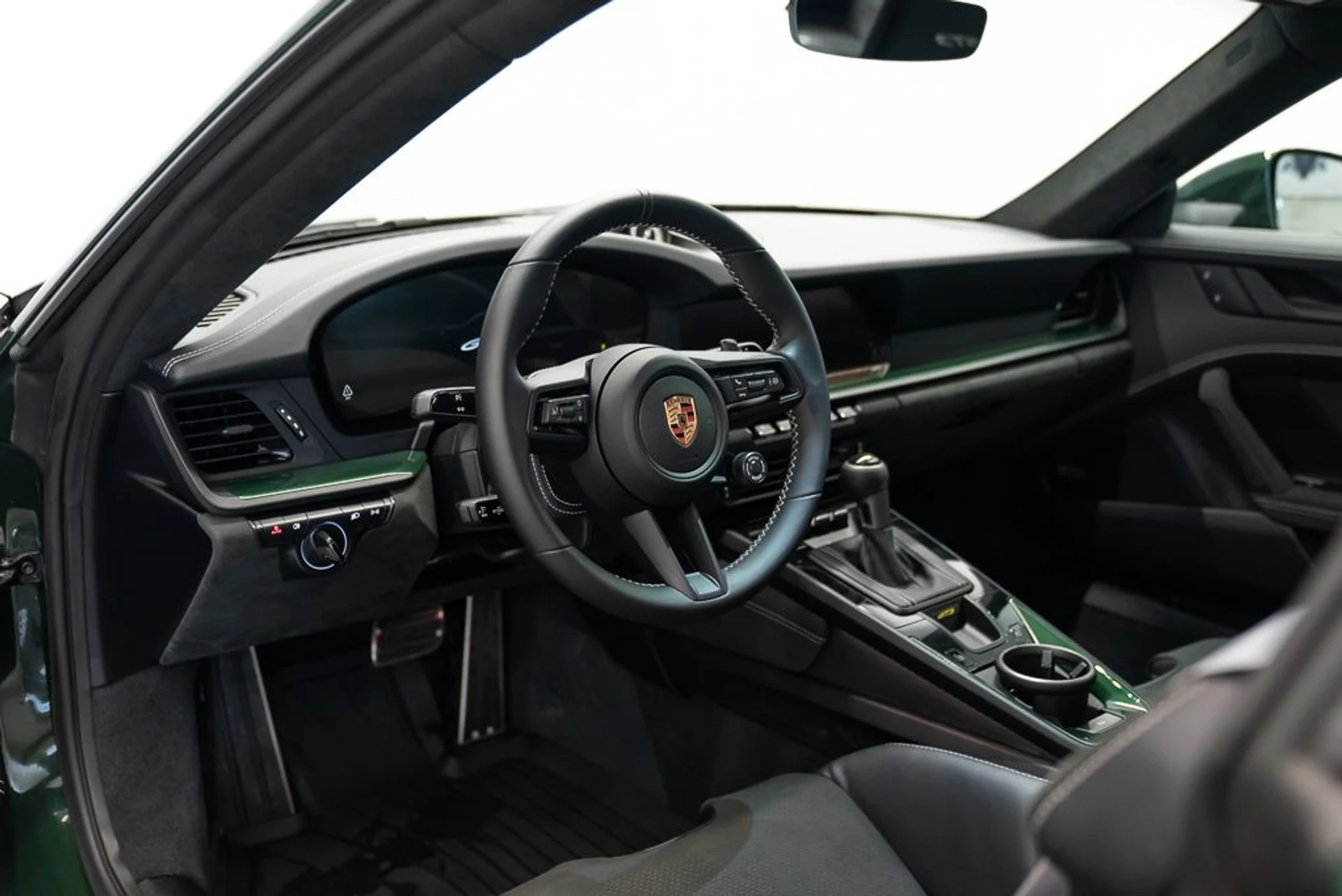 mph017_2561353852_porsche_911_2026_0f624d745d