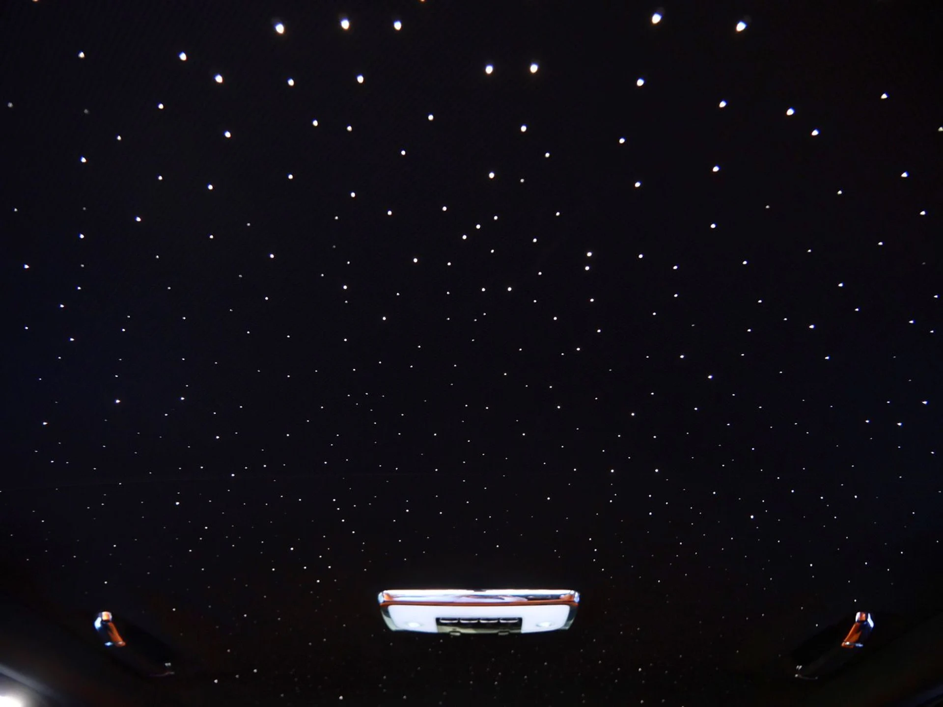 mph017_2570147684_d0b4c2ade9694c1b32757f28d819b02dx_821e8b13a5