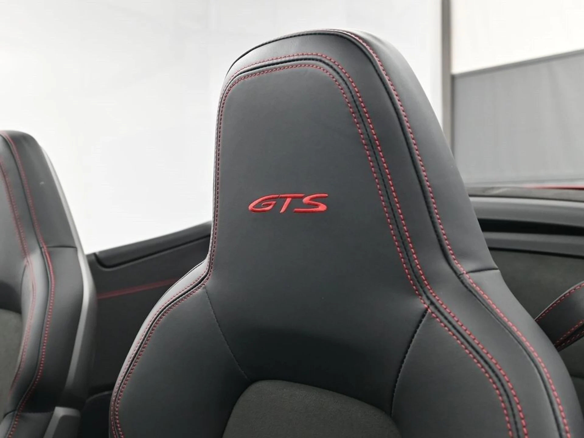 mph017_257486181_16308a4a57de9fadc8f01de602dda1bfx_4537673dae