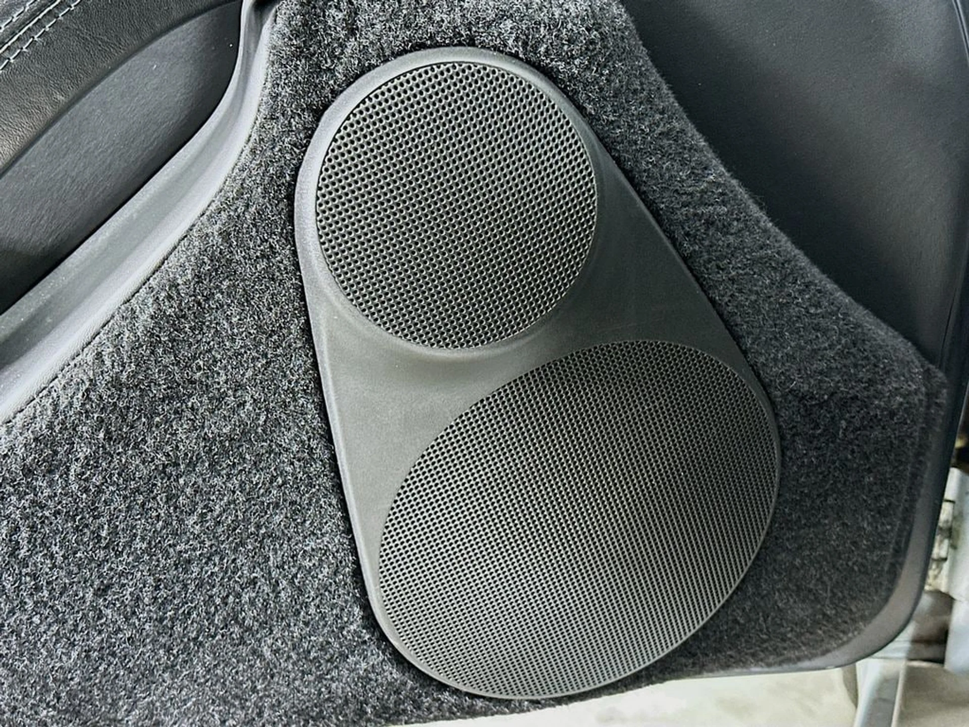 mph017_2584732041_a9aaac09b3c1a4f937356e4d98b2ab06x_49324b6147