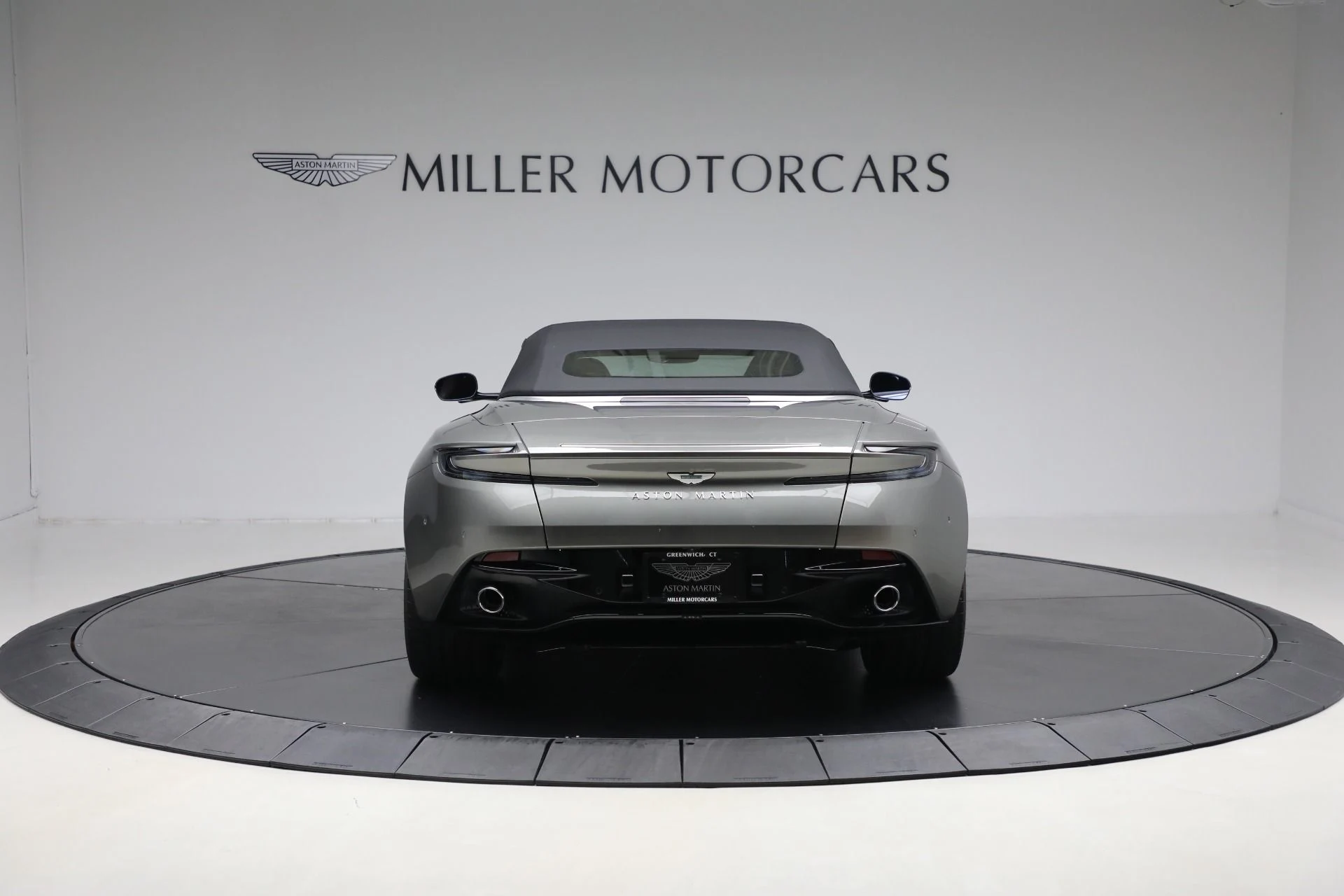 mph017_2584772657_New_2026_Aston_Martin_DB_12_Volante_e069350a6d