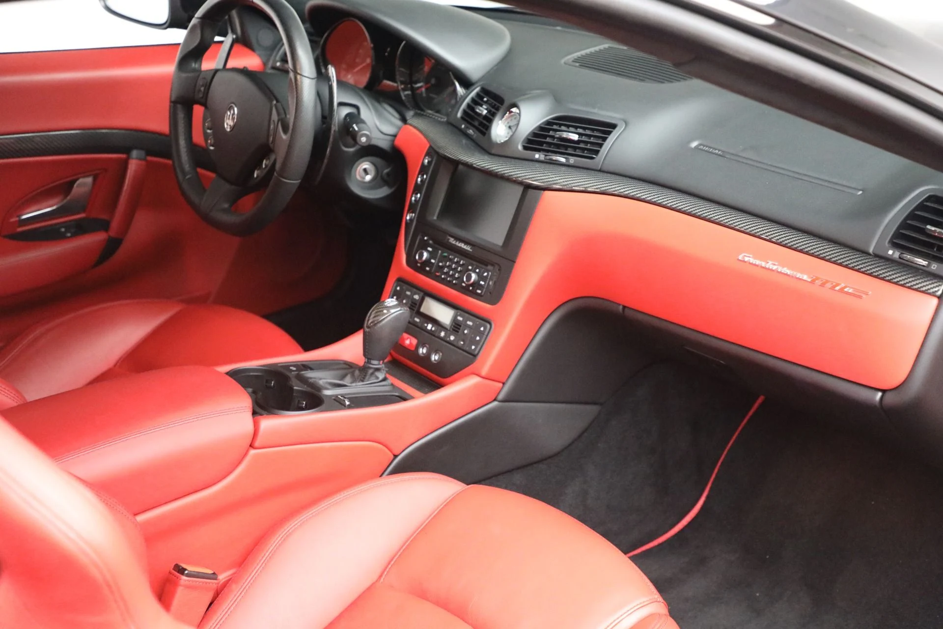 mph017_2585282719_Used_2015_Maserati_Gran_Turismo_MC_1760545652_7bc9ee0e22