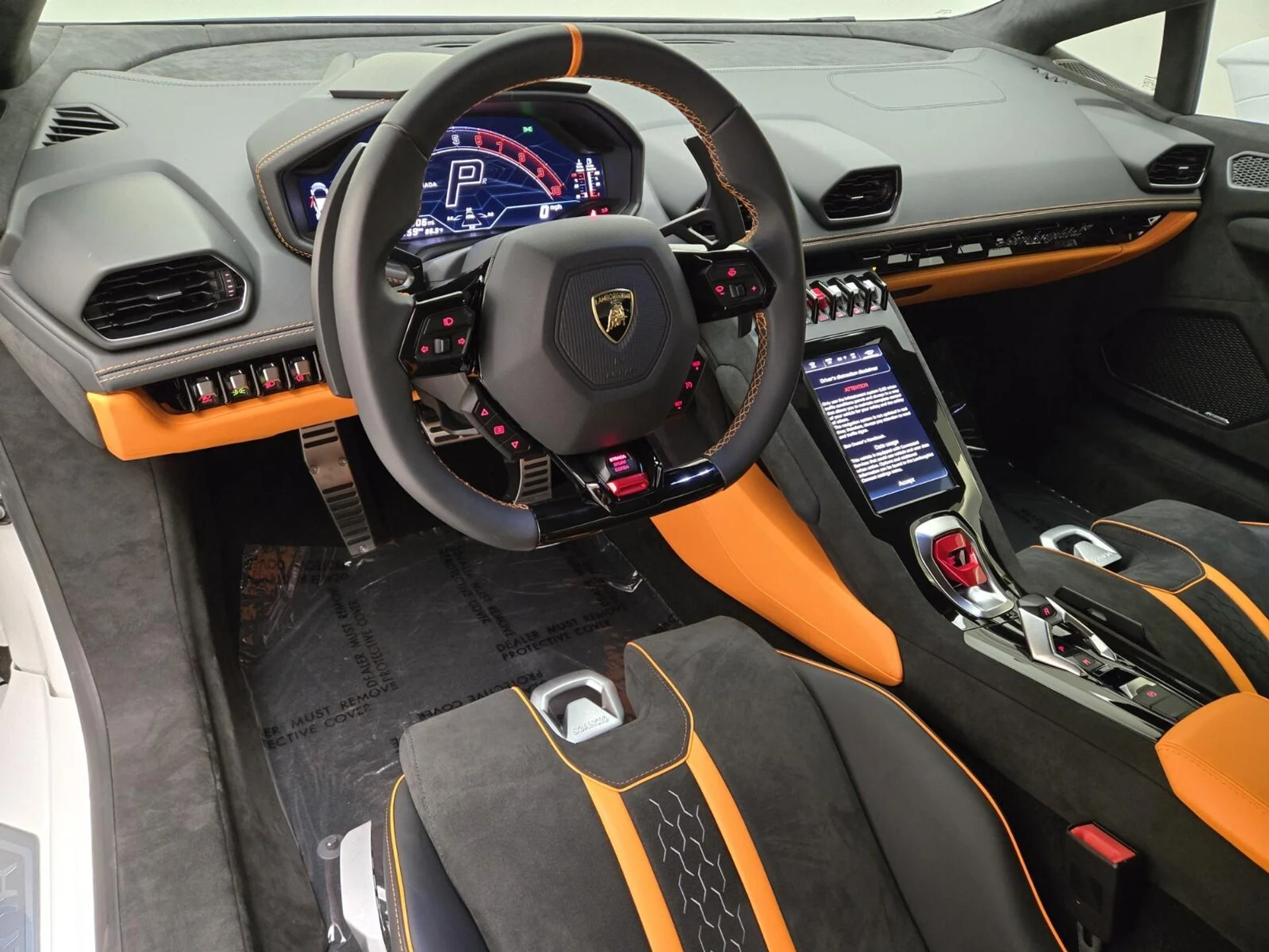 mph017_2588712816_Used_2023_Lamborghini_Huracan_Tecnica_1777355909_6bba813652