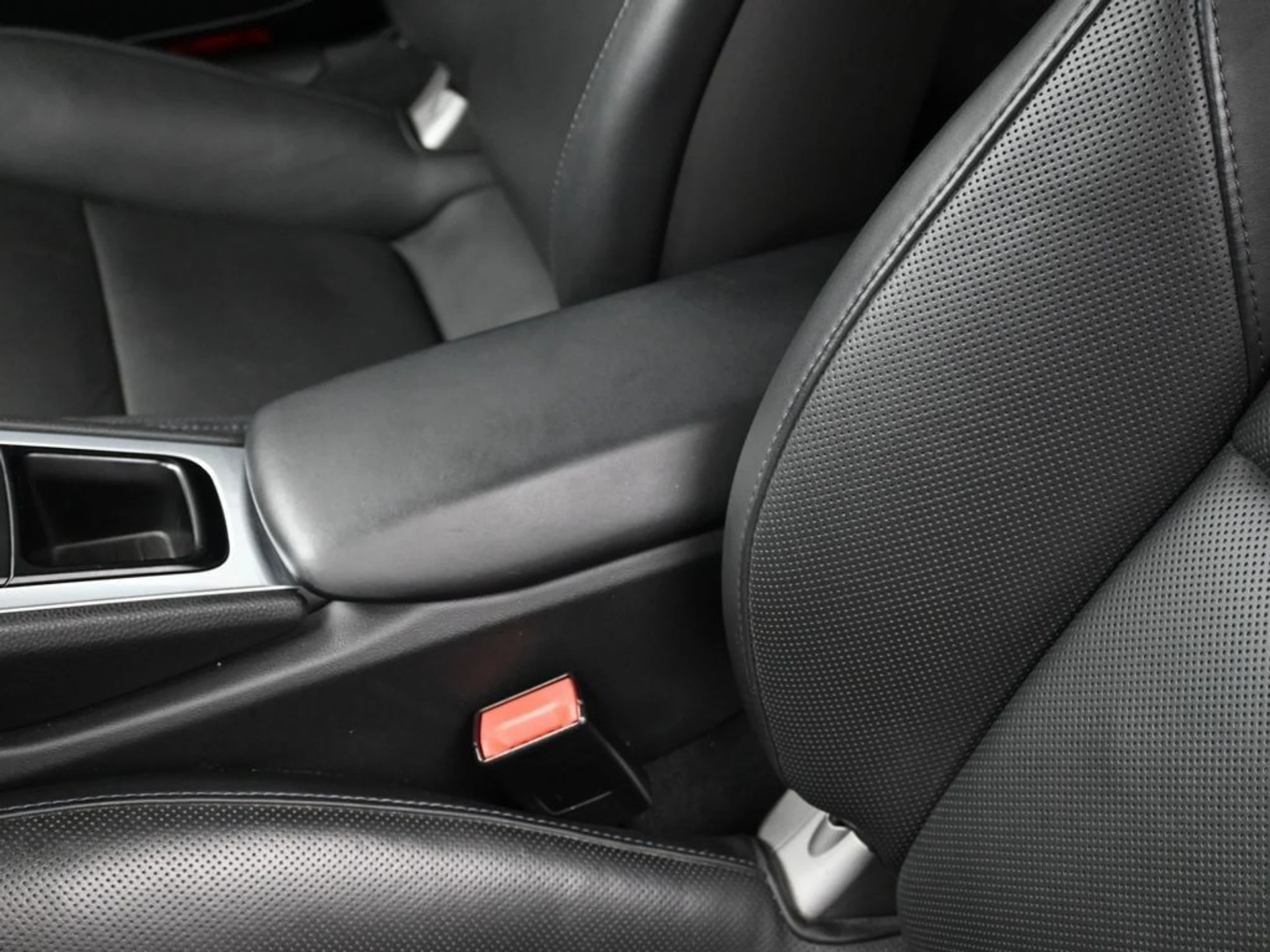 mph017_2591048676_7ab2cfb3c1741360ae280c624e0a735bx_c4cf589d19