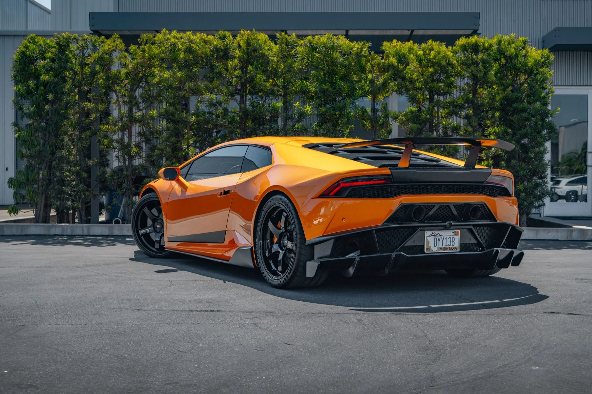 mph017_2601913219_Used_2015_Lamborghini_Huracan_VF_Supercharger_LP_610_4_1760479493_dc130ed927