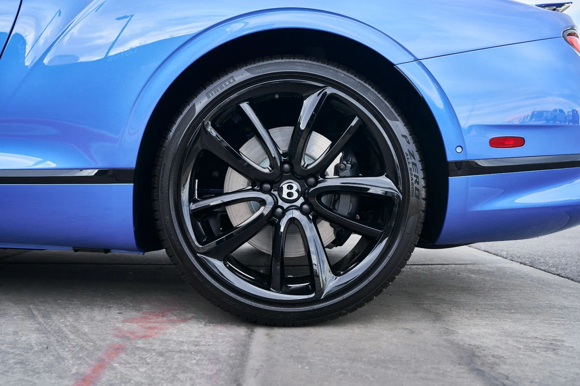 mph017_2604662891_Used_2023_Bentley_Continental_GT_Azure_1761755958_019ac6c667