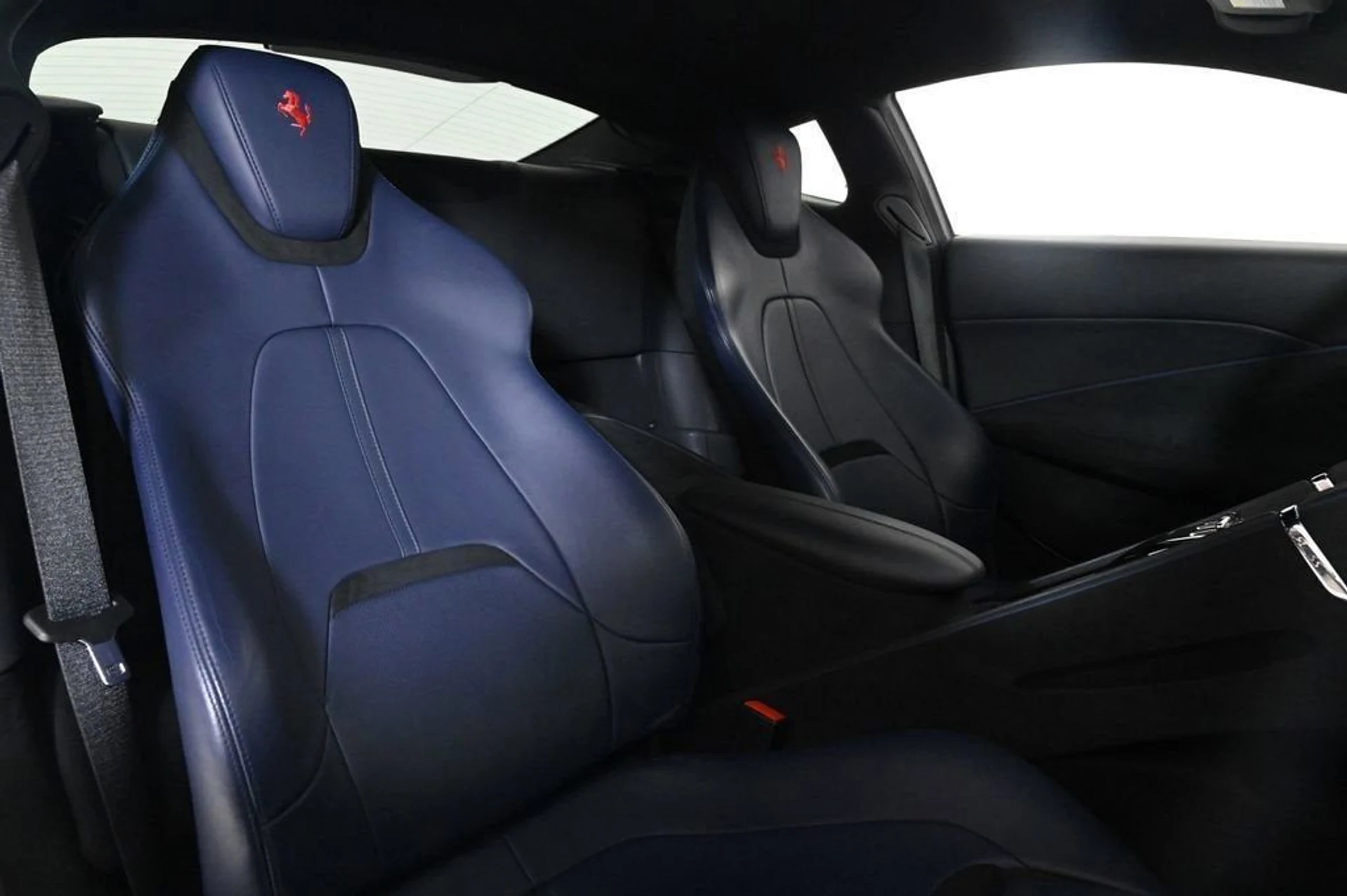 mph017_2607072307_414605efd20d46e29ee6feeb623a8c7e_6c23951c07