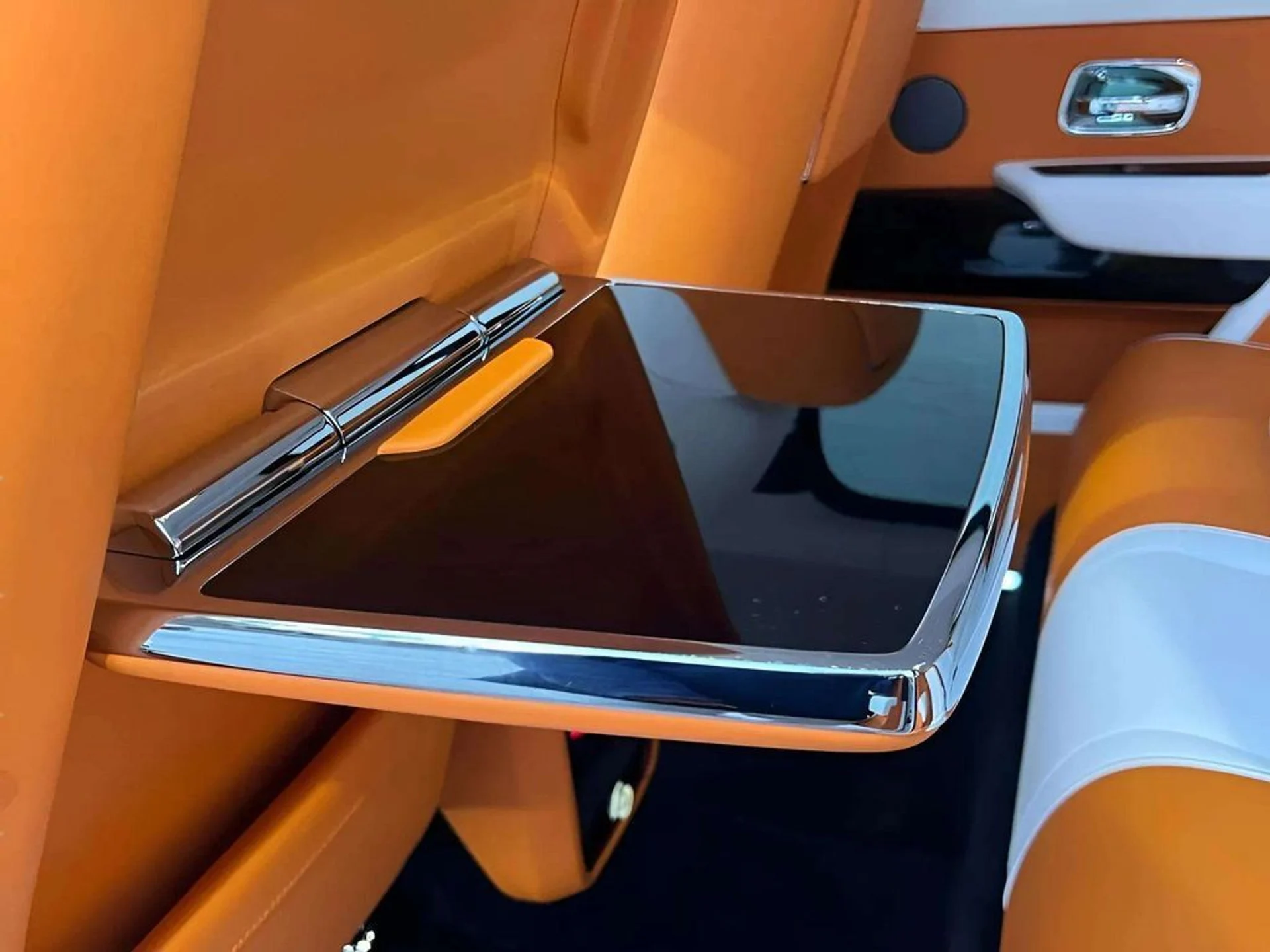 mph017_2610910664_9965eaa30292557cb9c5770248c8e1e3x_f707b4dd48