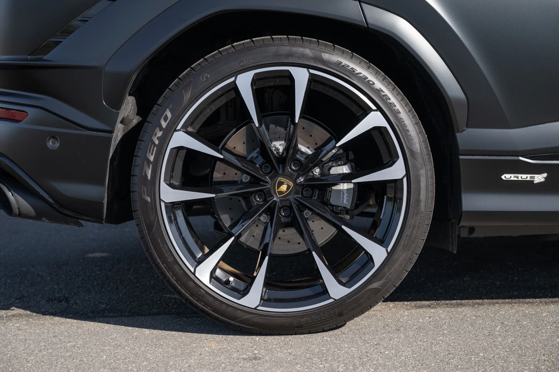 mph017_2618310072_Used_2024_Lamborghini_URUS_S_1781213375_65242b01d5