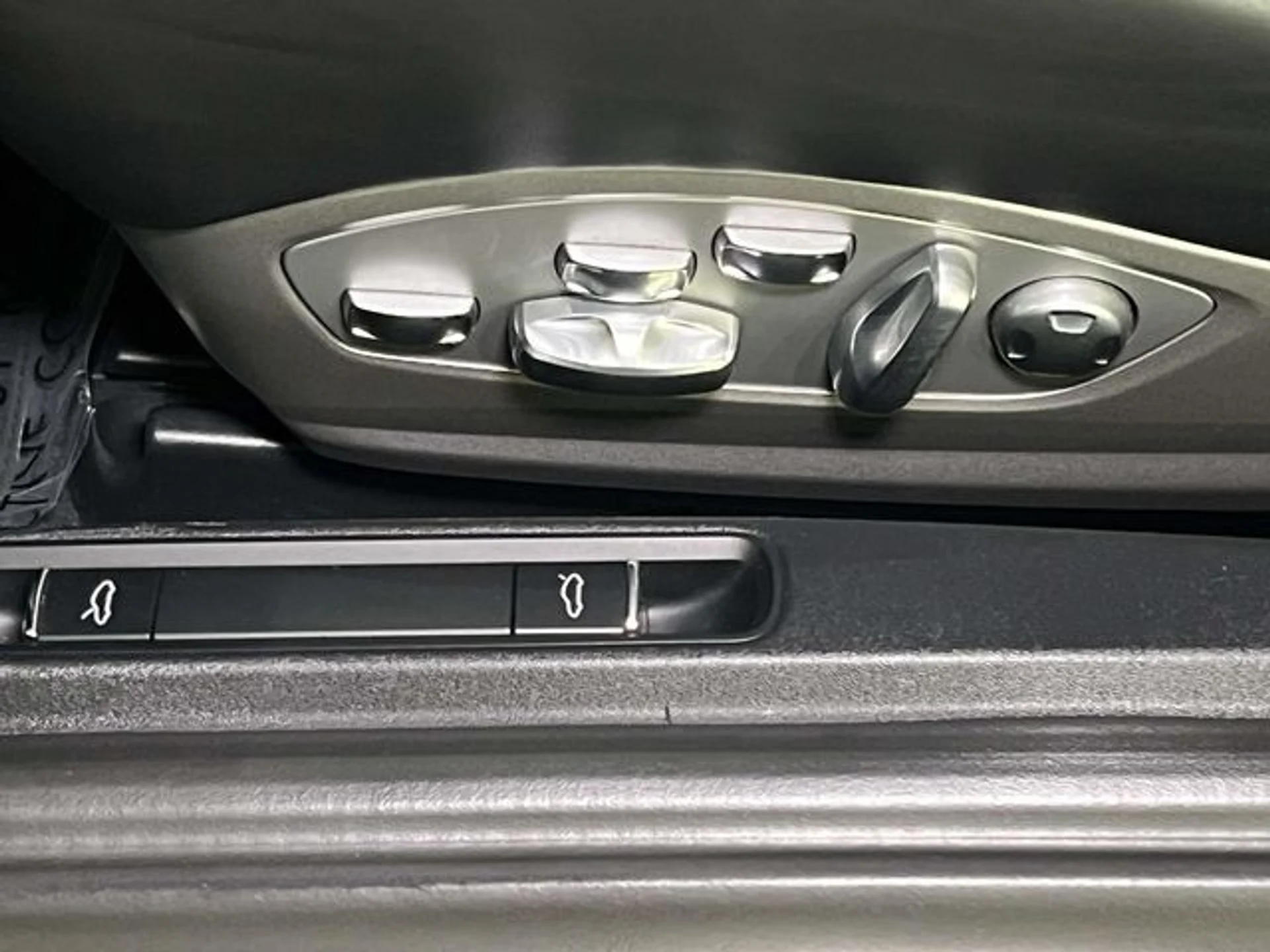 mph017_2619906279_ff8a1fb2484e251ff27cbec1221f1054x_4e2d7ee2b4