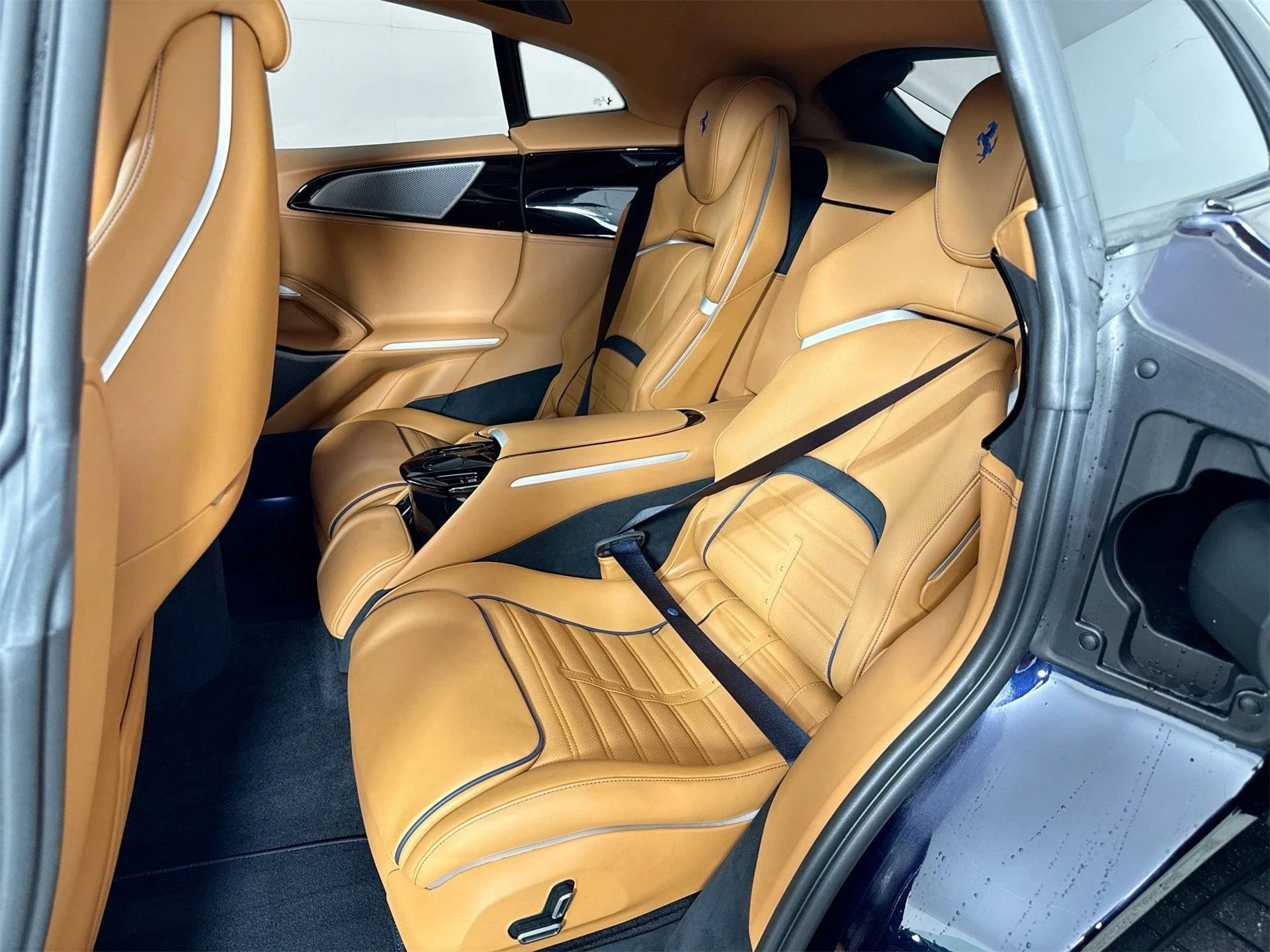 mph017_2634708169_37fc4f4b1cab28f174e845db6f5efe6f_4190ebbe98