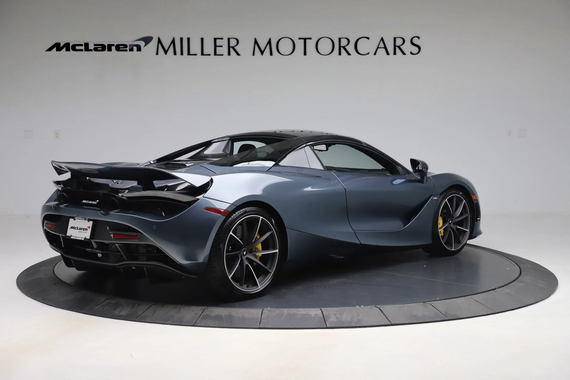 mph017_2635087201_Used_2020_Mc_Laren_720_S_Spider_0625c4b6f2