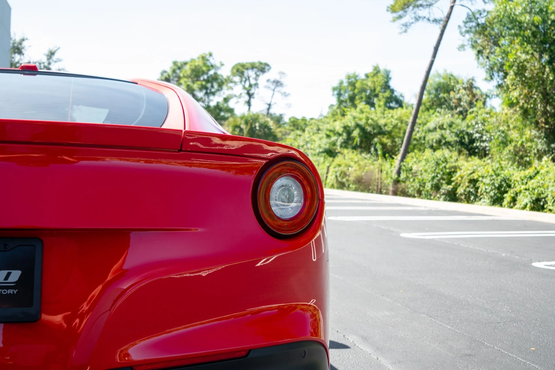 mph017_263569209_Used_2017_Ferrari_F12berlinetta_1761715050_1062f440e8