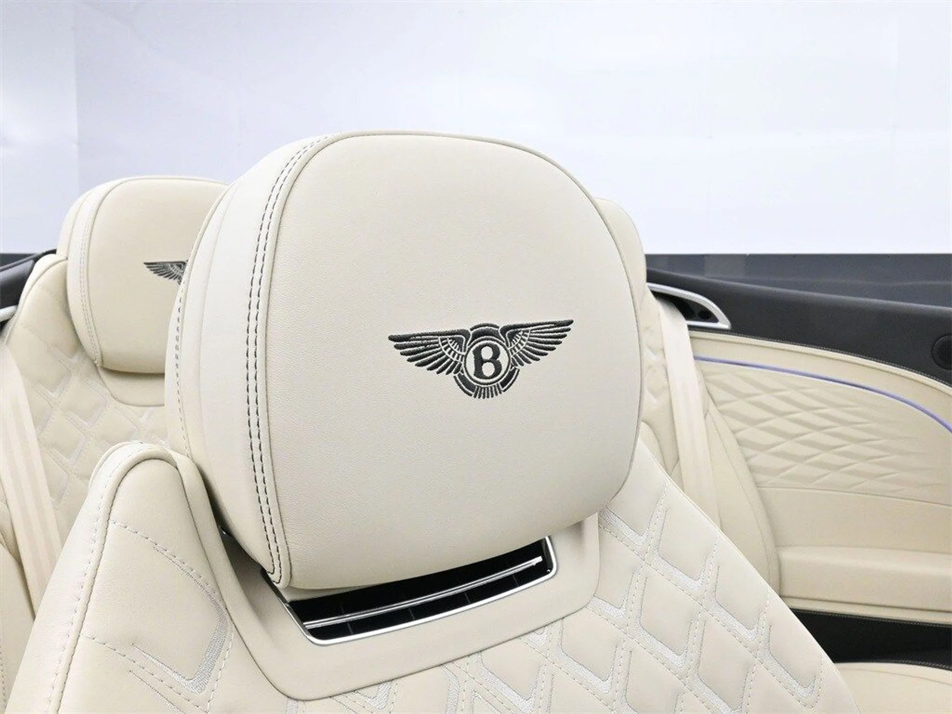 mph017_2640095022_c9eb2664e5ea86fdfaf1f88b1f09b5c6x_f047295ba2