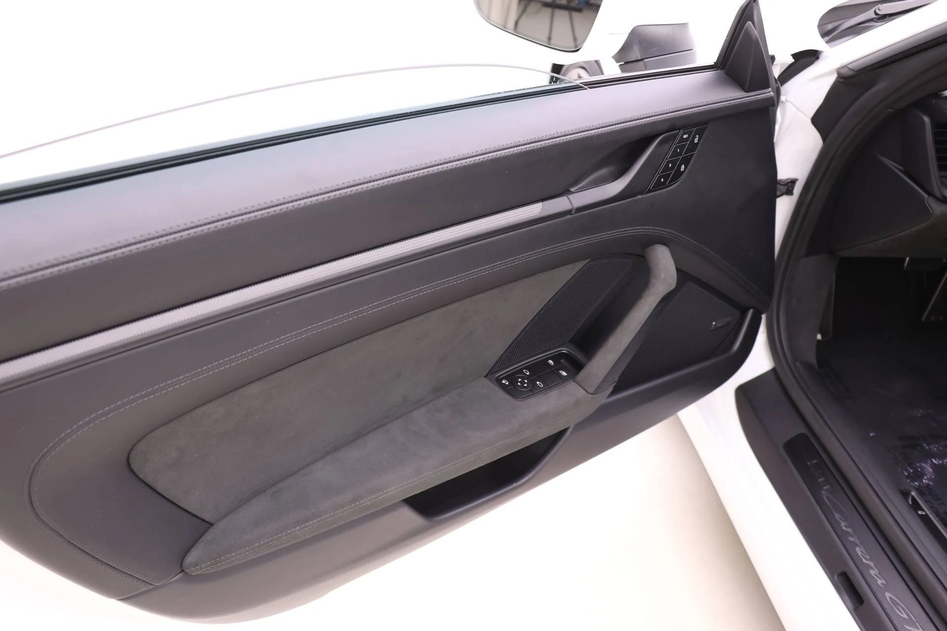 mph017_2646522692_5334c51bef48f2210917d066ed690792_aa567a1b39